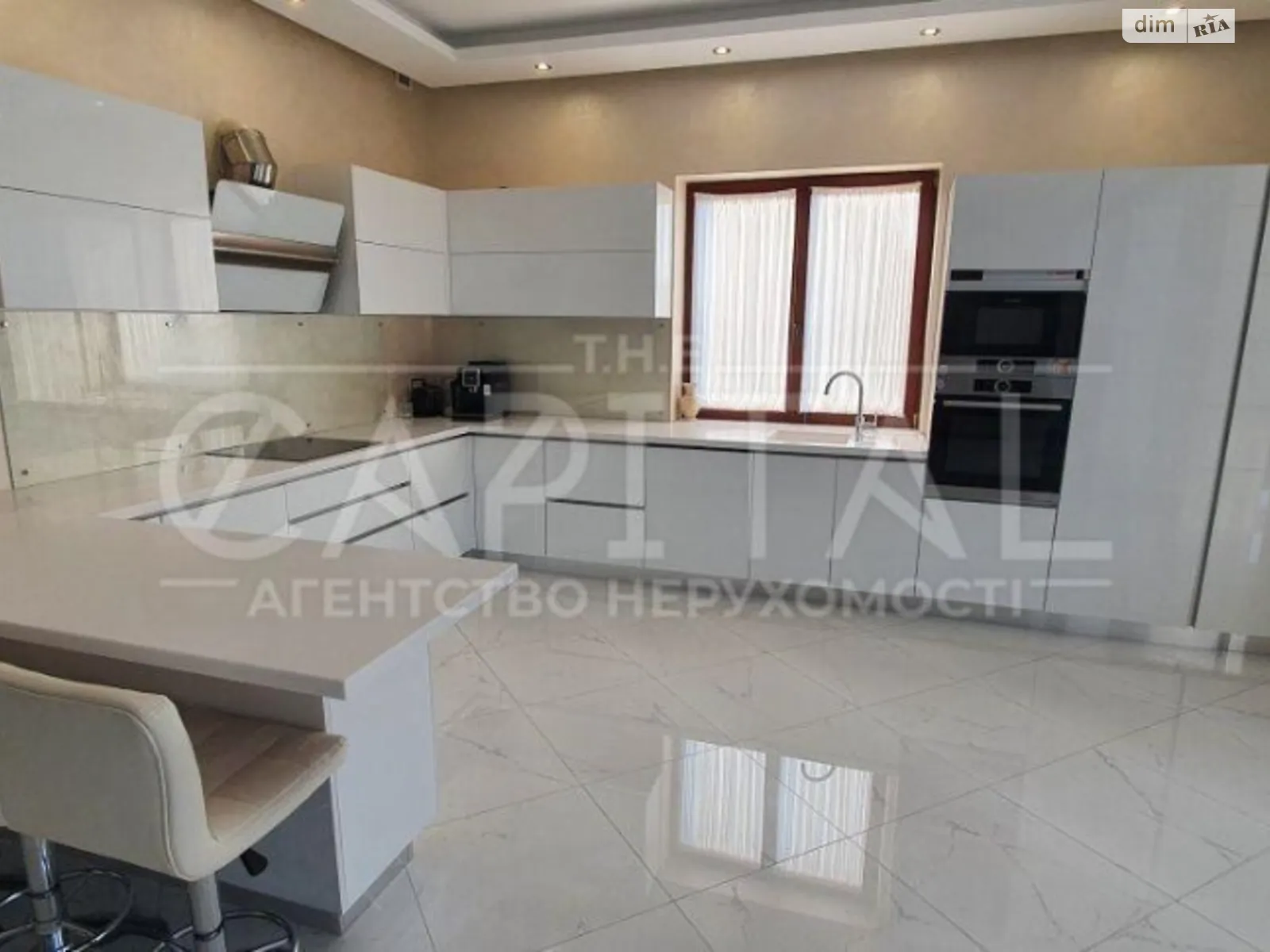 Сдается в аренду дом на 2 этажа 330 кв. м с террасой, цена: 4340 $ - фото 1