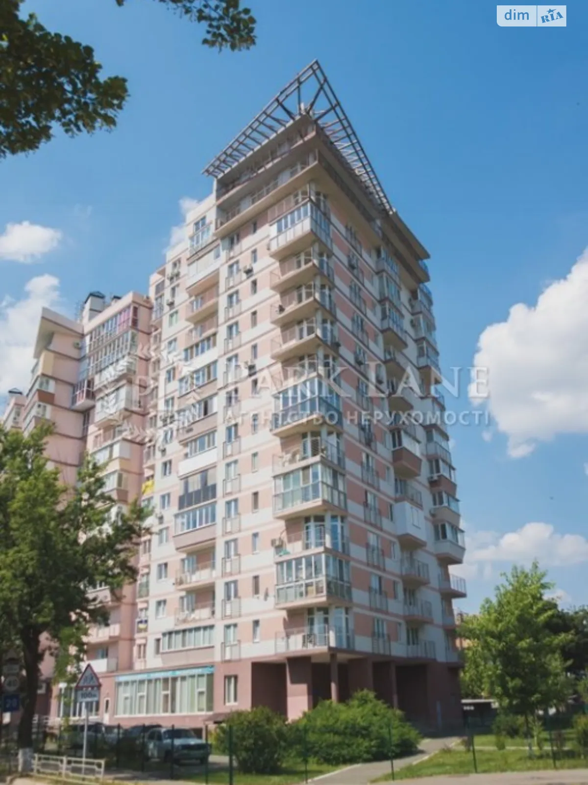 Продается 1-комнатная квартира 87 кв. м в Киеве, ул. Януша Корчака, 25 - фото 1