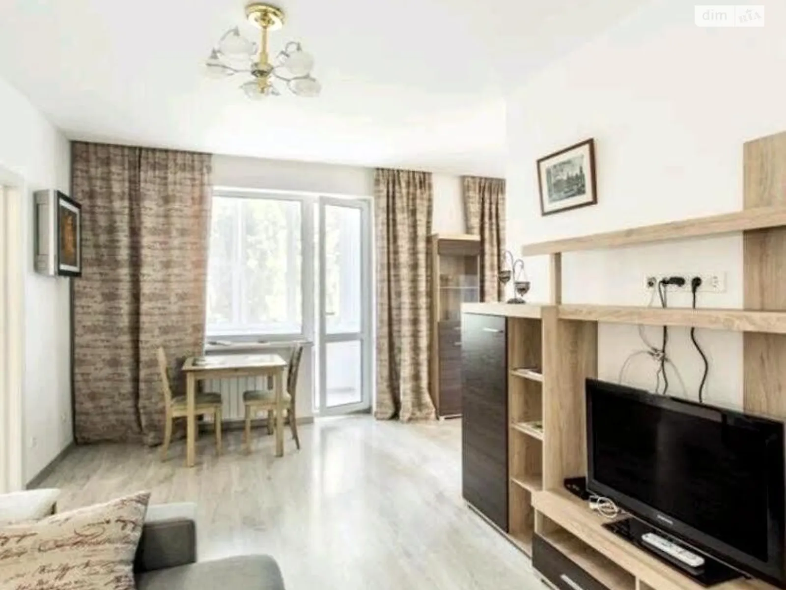 Продается 2-комнатная квартира 45 кв. м в Киеве, ул. Гоголевская, 9Б - фото 1