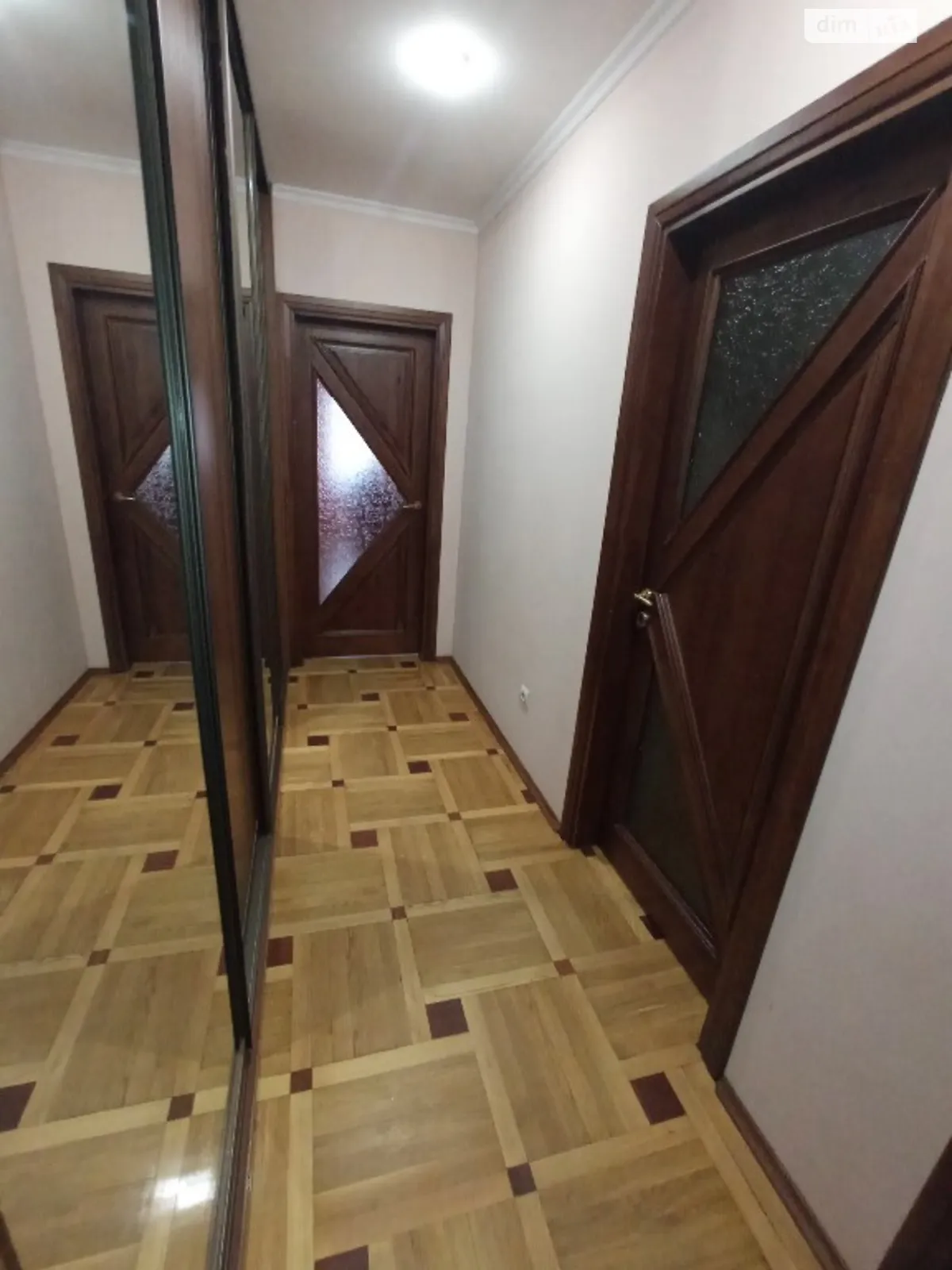 2-кімнатна квартира 72 кв. м у Тернополі, вул. Чернівецька