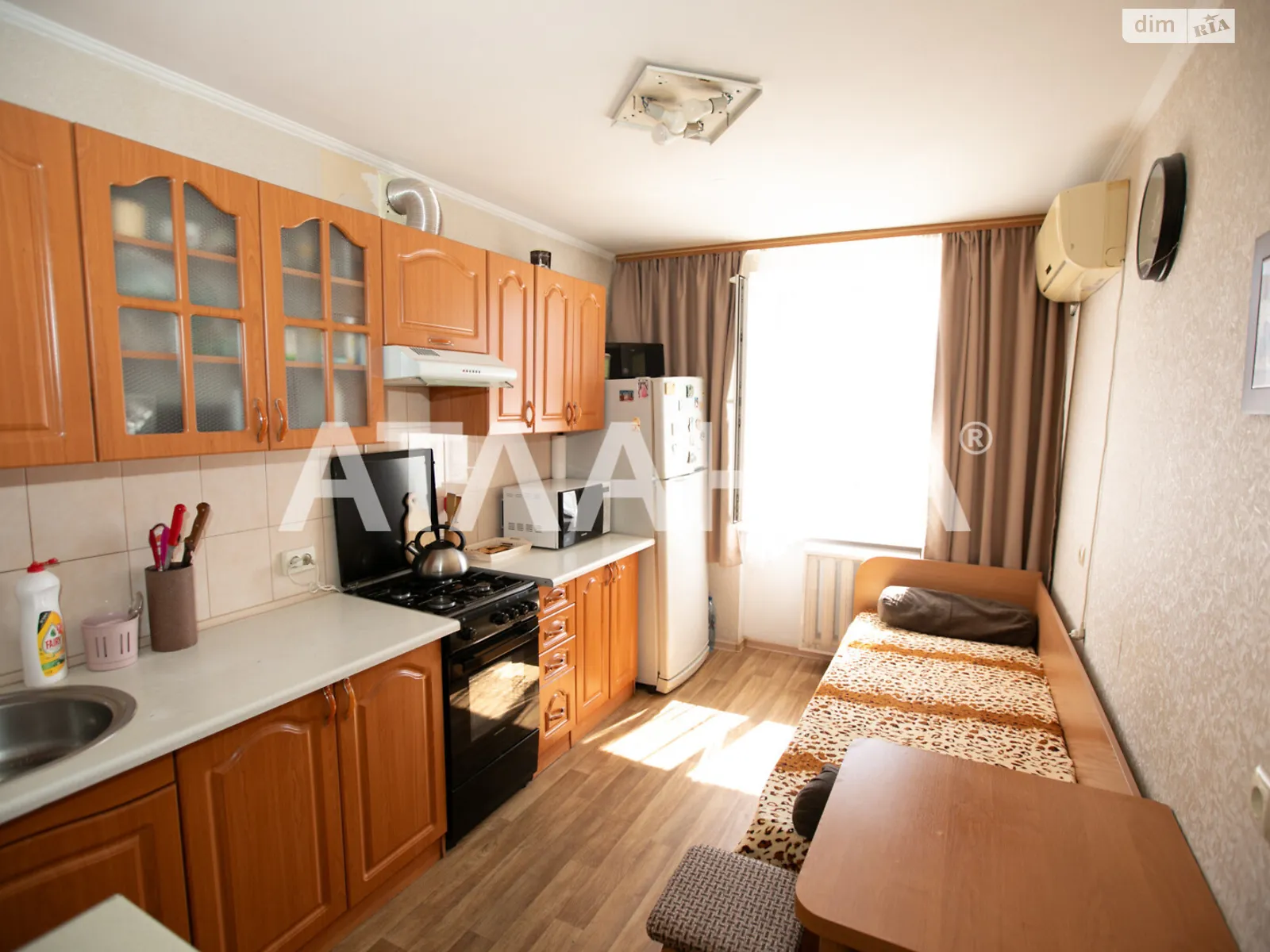 Продается 1-комнатная квартира 37.4 кв. м в Одессе, цена: 31500 $