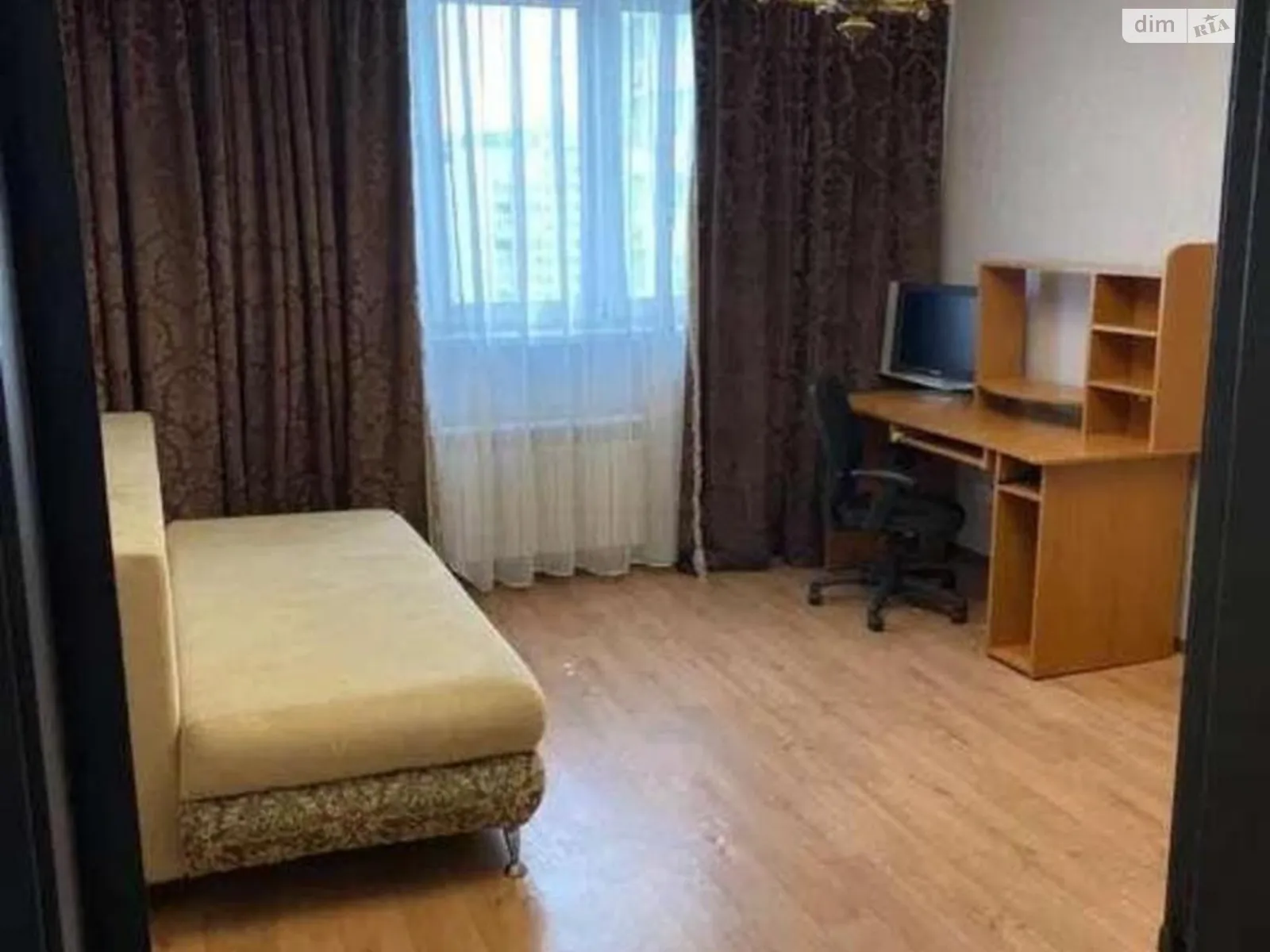 Продається 1-кімнатна квартира 42.9 кв. м у Києві, вул. Урлівська, 23Б - фото 1