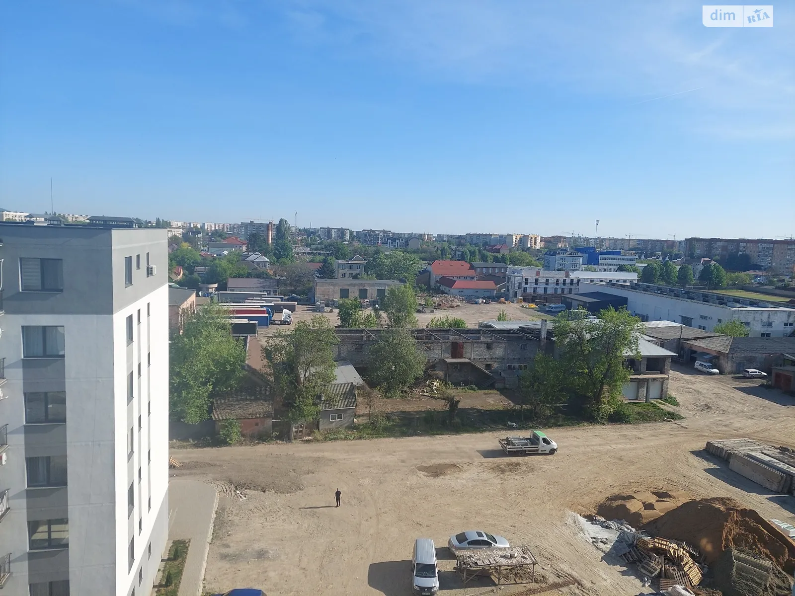 Продається 1-кімнатна квартира 41 кв. м у Ужгороді, цена: 51250 $