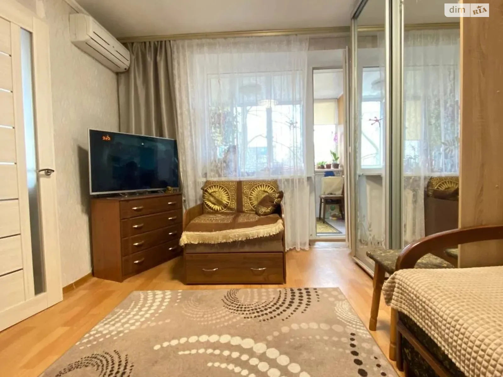 Продається 2-кімнатна квартира 22 кв. м у Чорноморську, вул. 1 Травня
