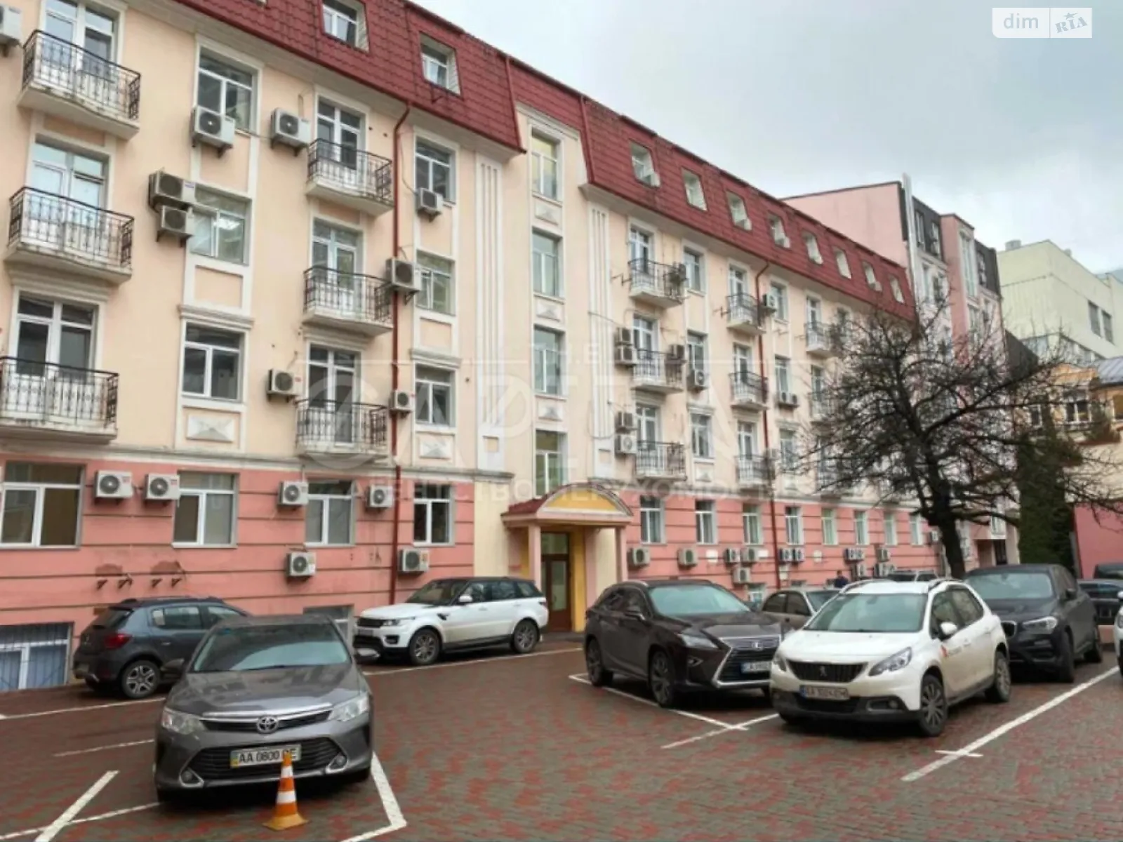 Продається офіс 177 кв. м в бізнес-центрі - фото 2