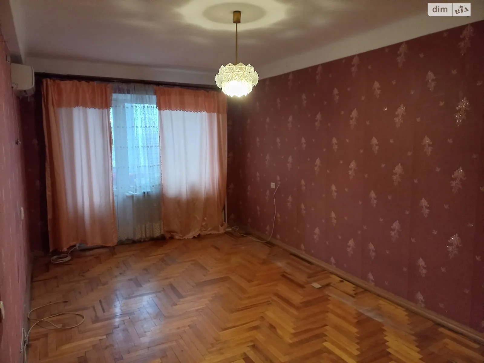 2-комнатная квартира 50 кв. м в Запорожье, ул. Василия Сергиенко - фото 1