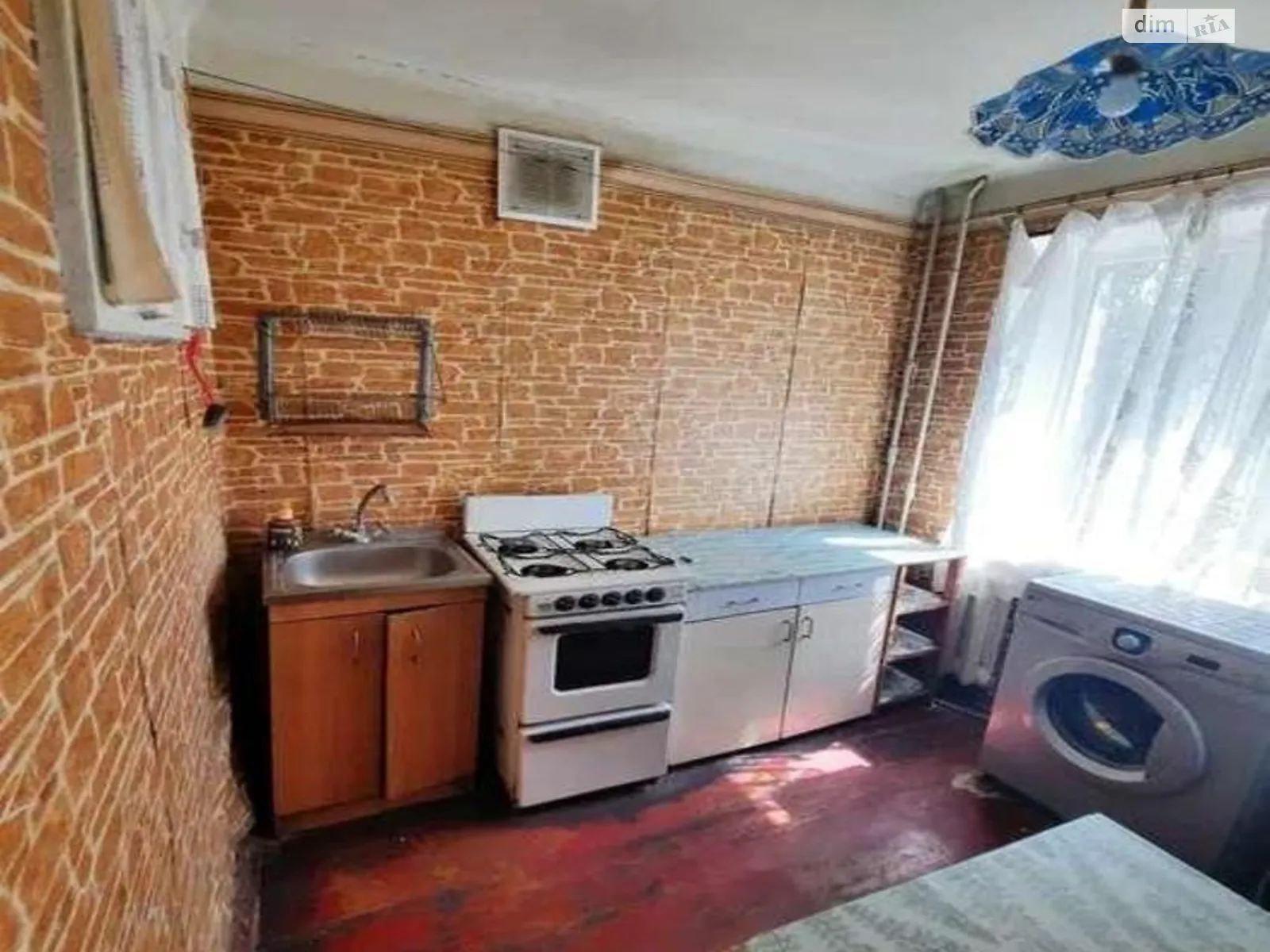 Продается 1-комнатная квартира 32 кв. м в Харькове, ул. Алексея Деревянко - фото 1