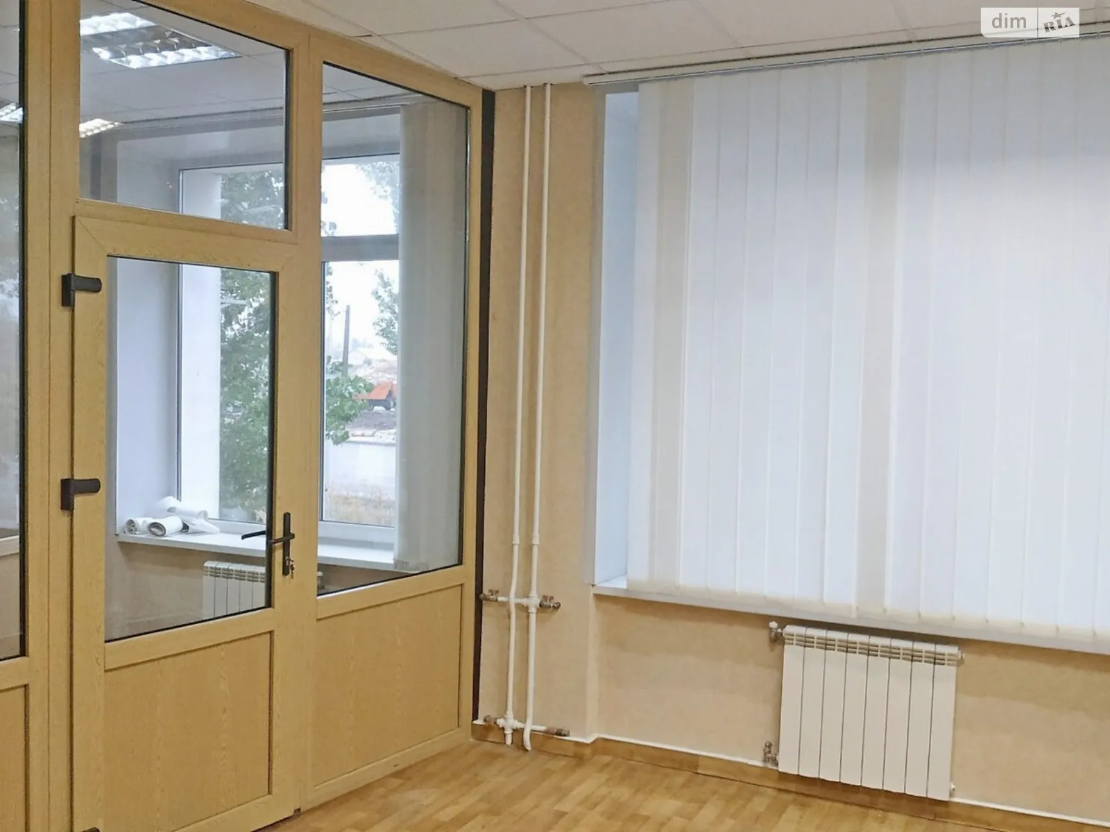 Сдается в аренду офис 125 кв. м в бизнес-центре, цена: 59020 грн - фото 1