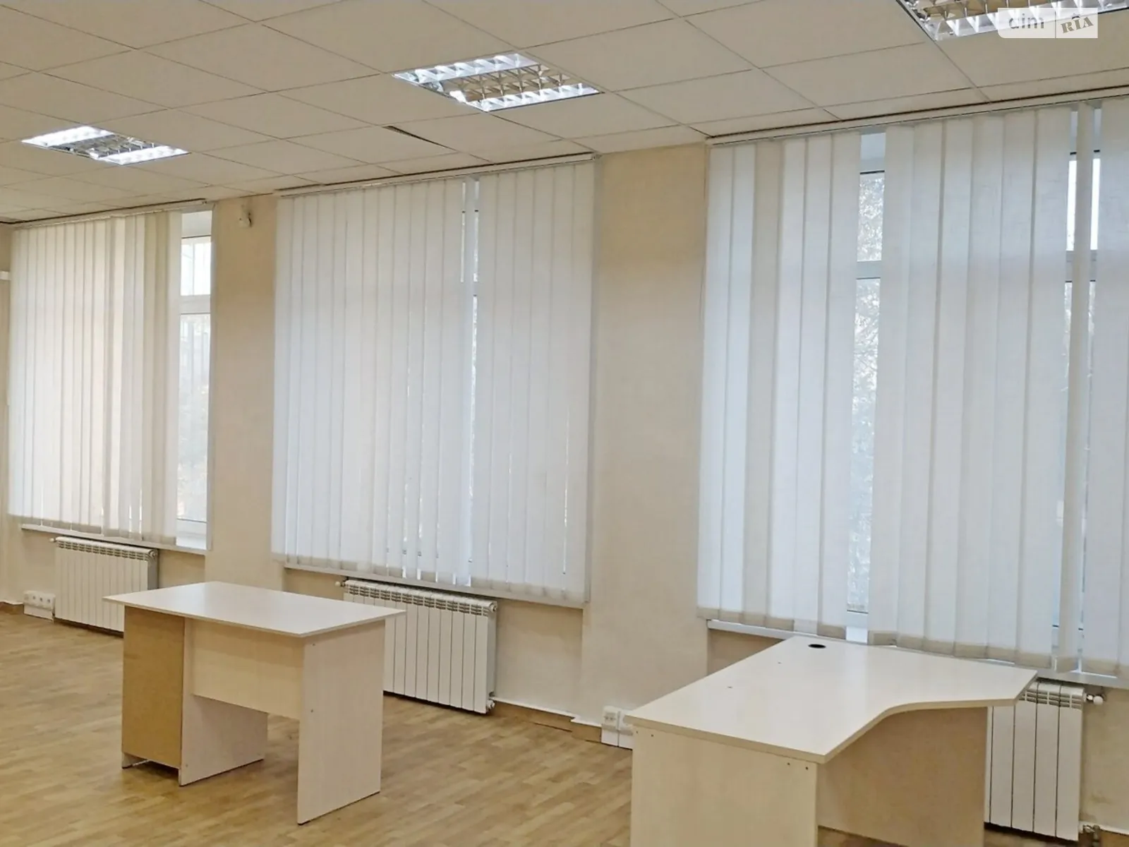 Здається в оренду офіс 86 кв. м в бізнес-центрі, цена: 45220 грн - фото 1
