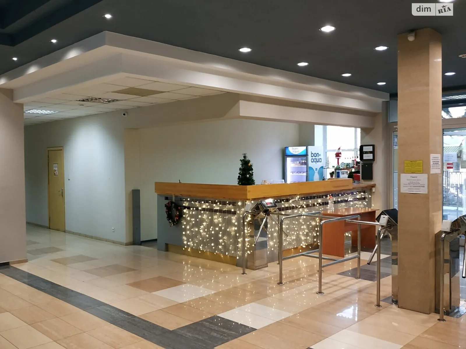 Здається в оренду офіс 90 кв. м в бізнес-центрі, цена: 47210 грн - фото 1