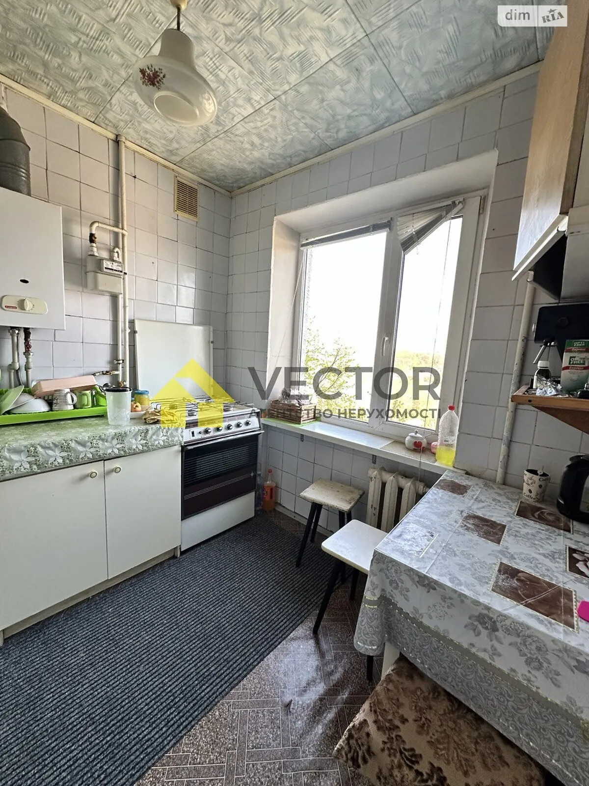 Продается 2-комнатная квартира 43 кв. м в Полтаве, цена: 34000 $