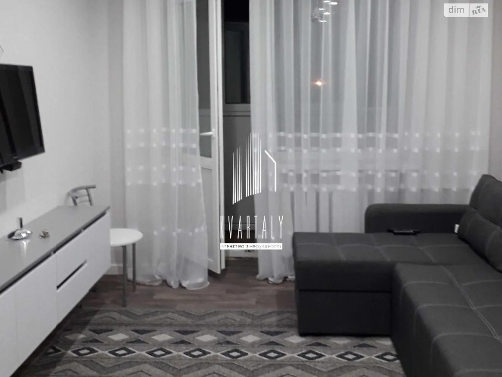 Продается 2-комнатная квартира 46 кв. м в Киеве - фото 2