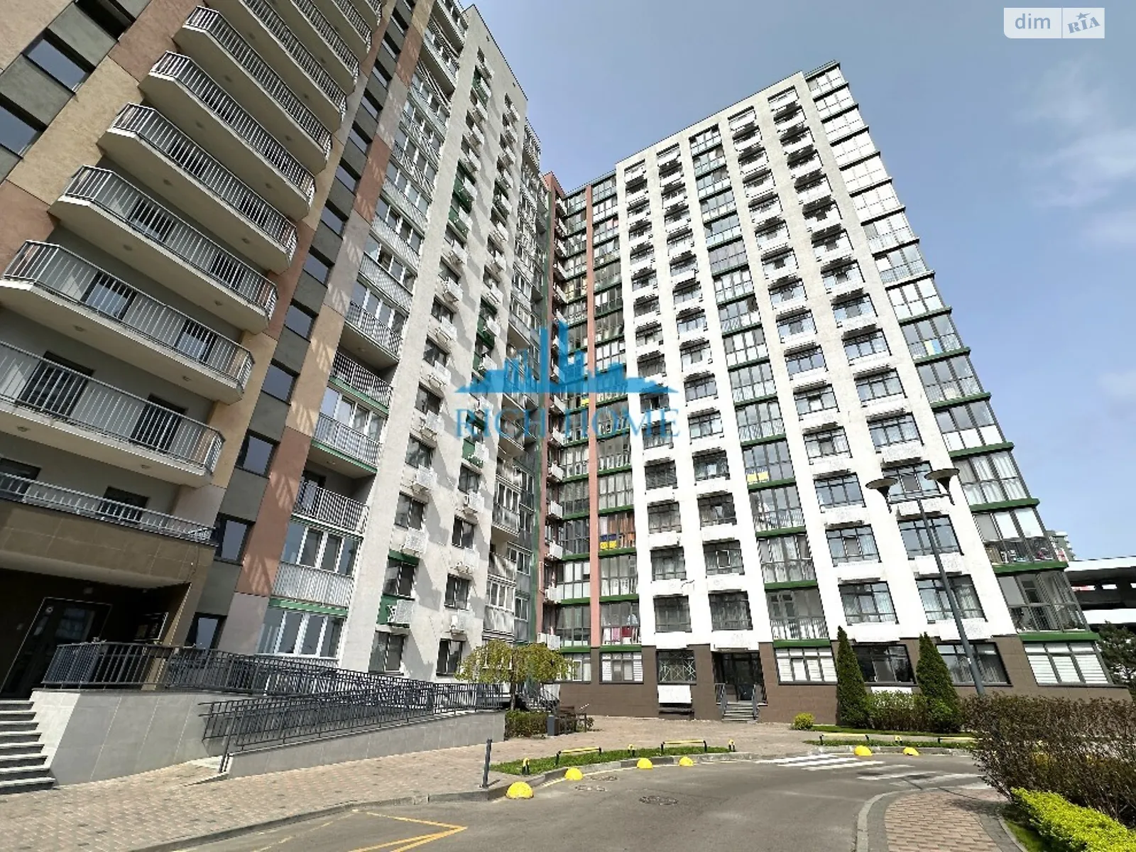 Продается 2-комнатная квартира 66.6 кв. м в Киеве, цена: 107000 $