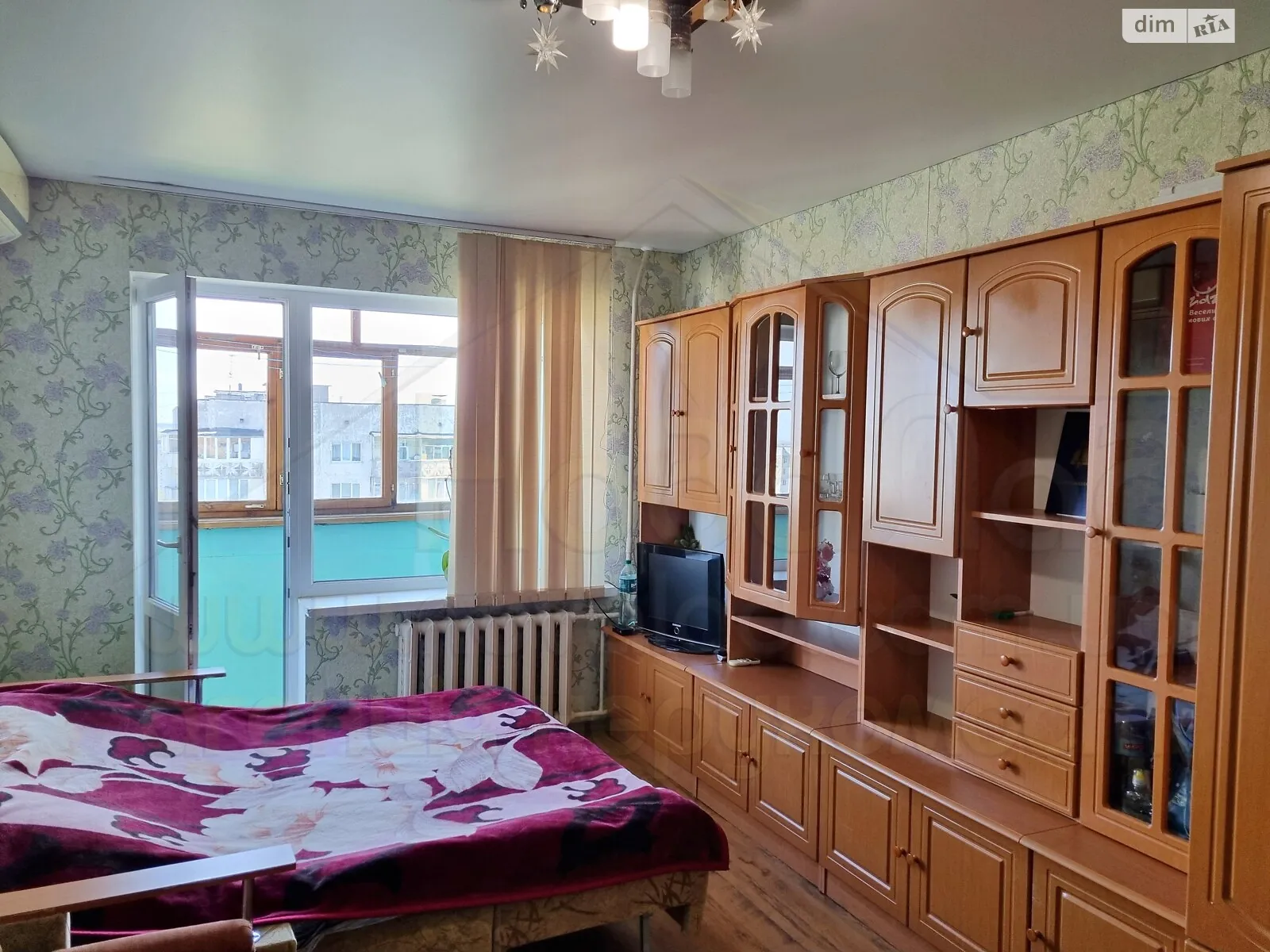 Продается 1-комнатная квартира 34 кв. м в Чернигове - фото 1