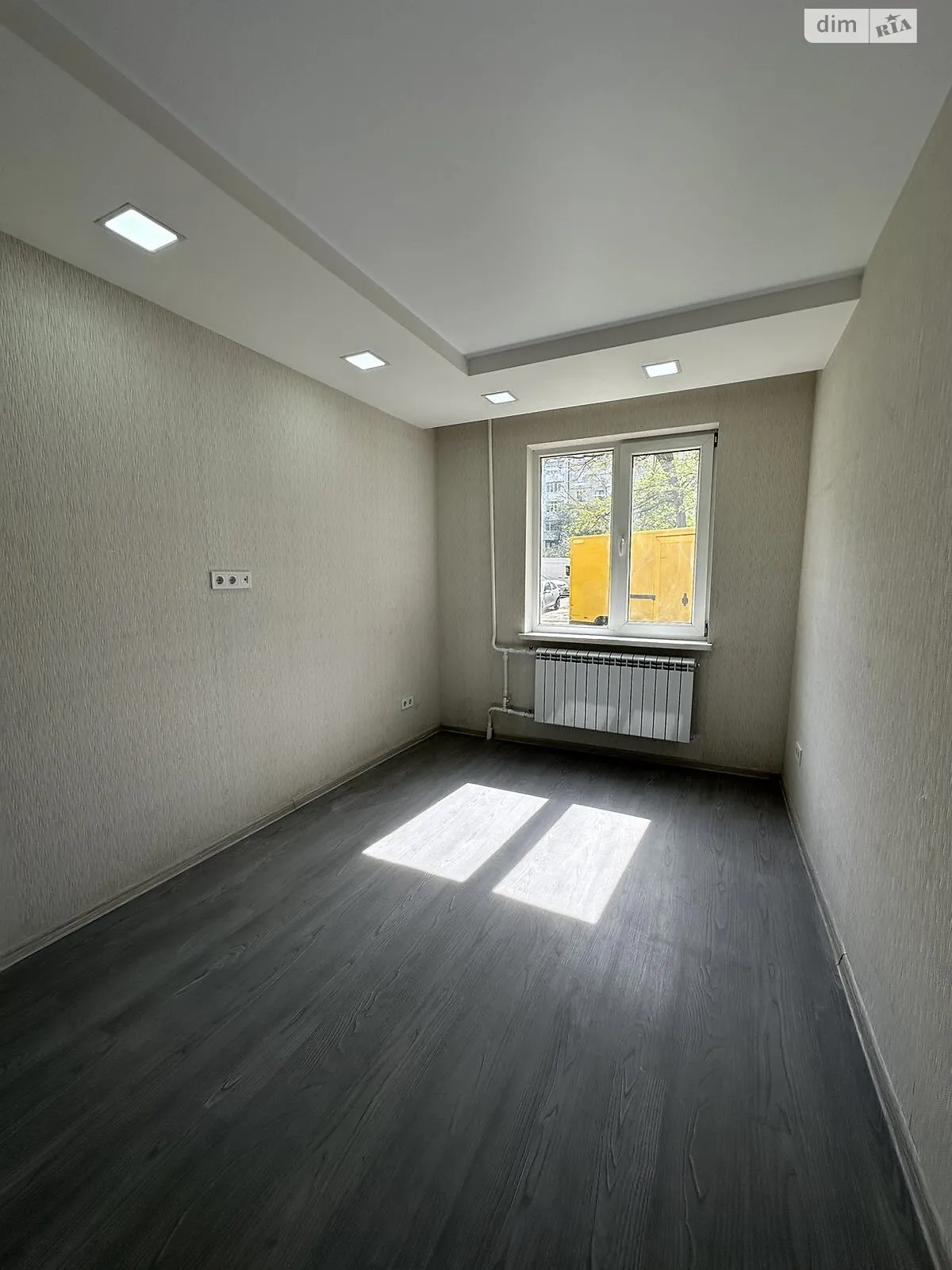 Продается 2-комнатная квартира 52 кв. м в Черновцах, цена: 60000 $