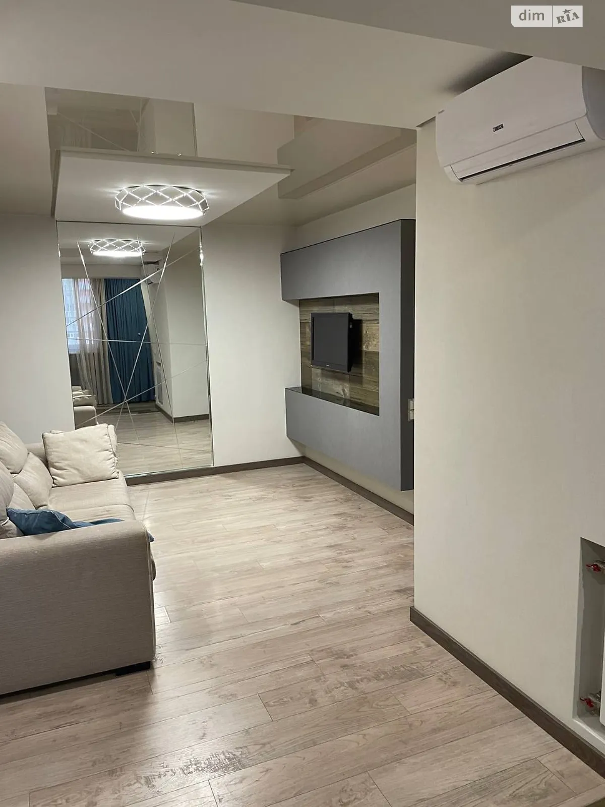 Продается 2-комнатная квартира 64 кв. м в Харькове - фото 3