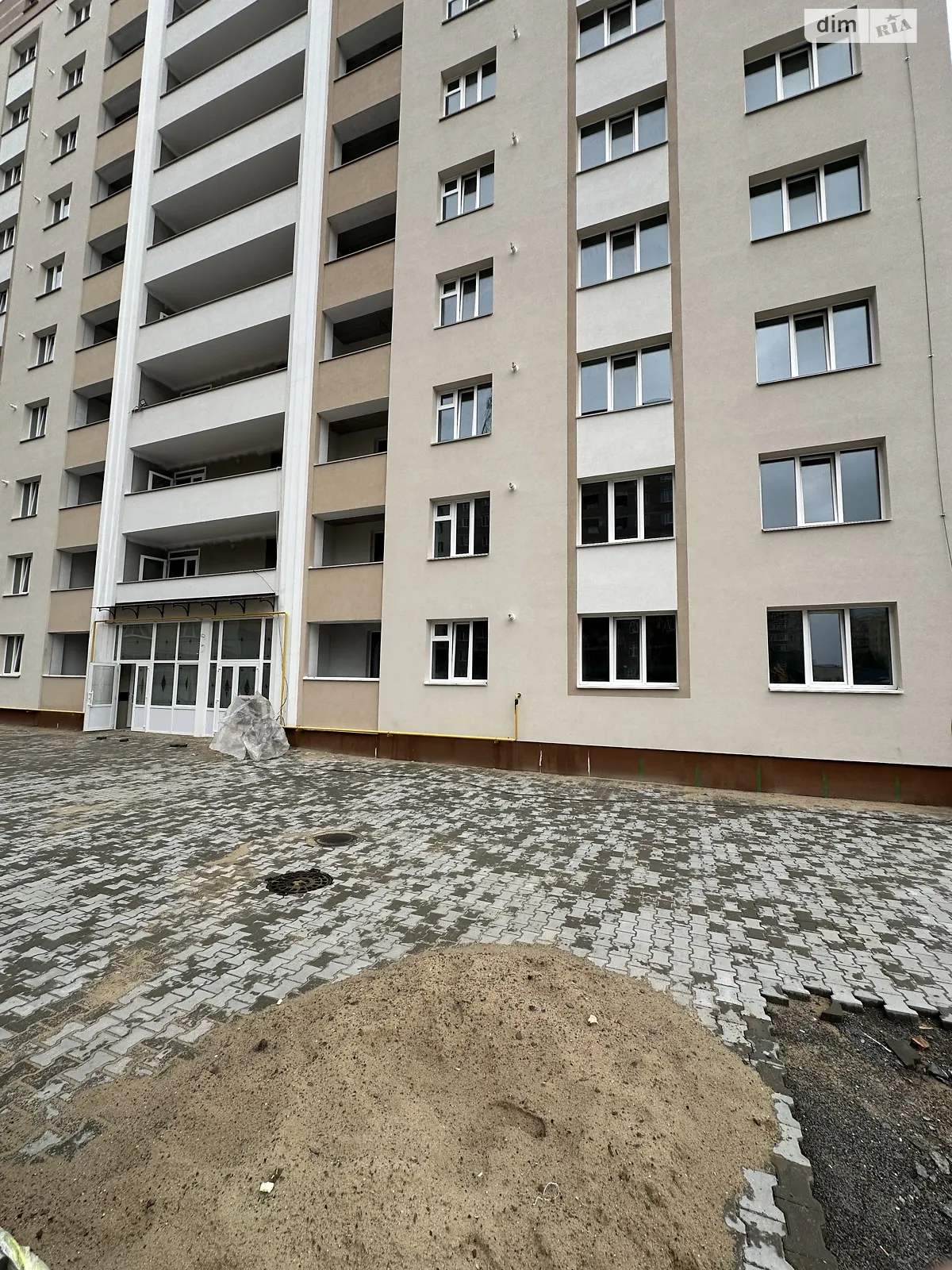 Продается 1-комнатная квартира 45 кв. м в Хмельницком, ул. Кармелюка, 3А - фото 1