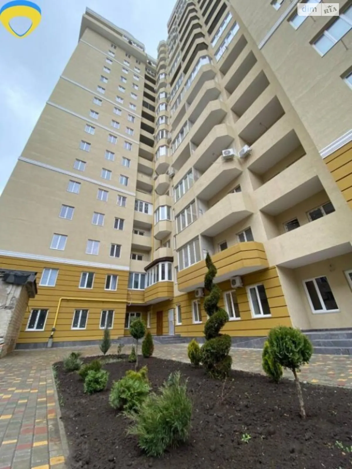 Продается 1-комнатная квартира 59 кв. м в Одессе, ул. Солнечная - фото 1