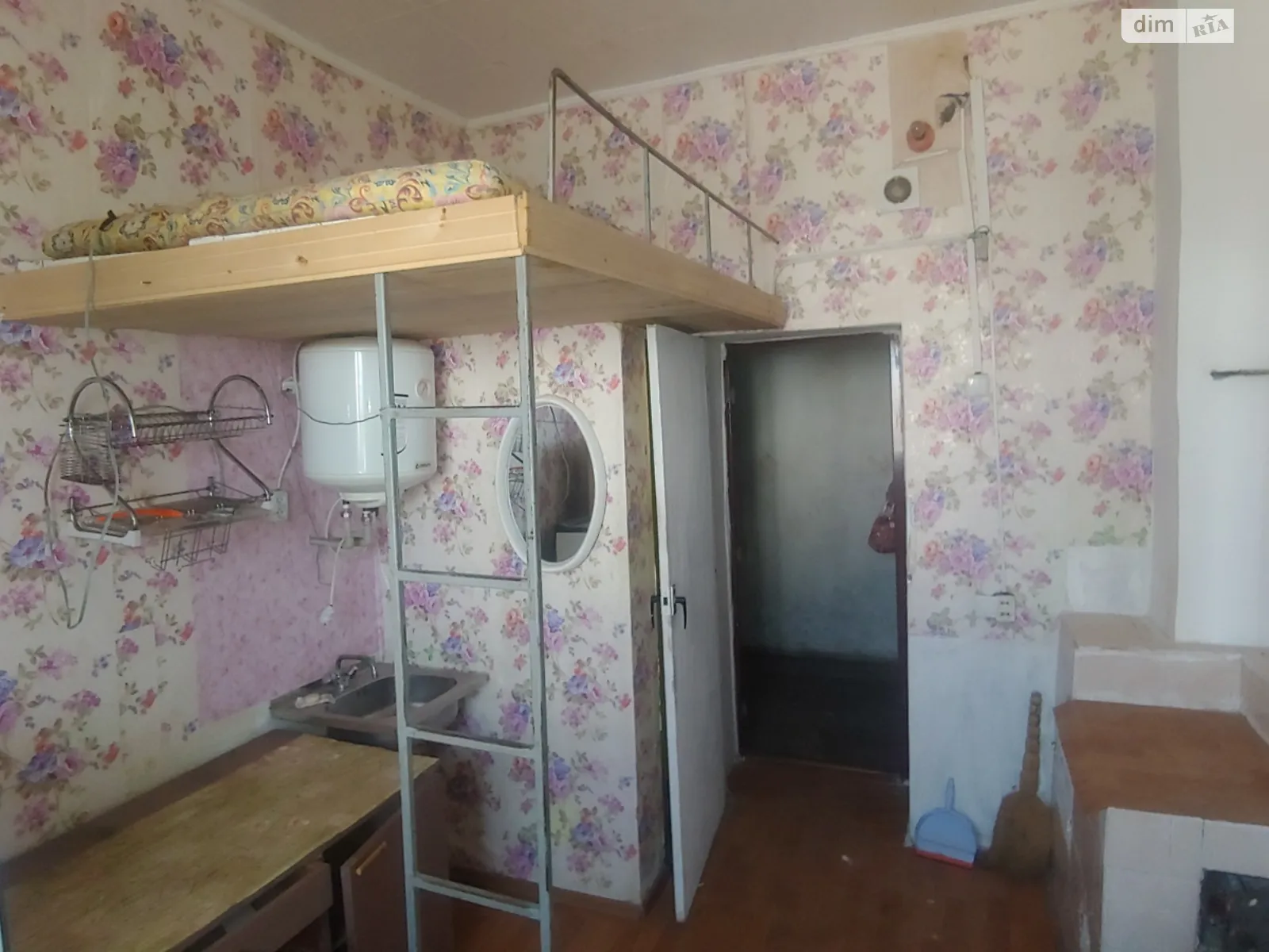 Продається 1-кімнатна квартира 15.2 кв. м у Олександрівці, цена: 5900 $