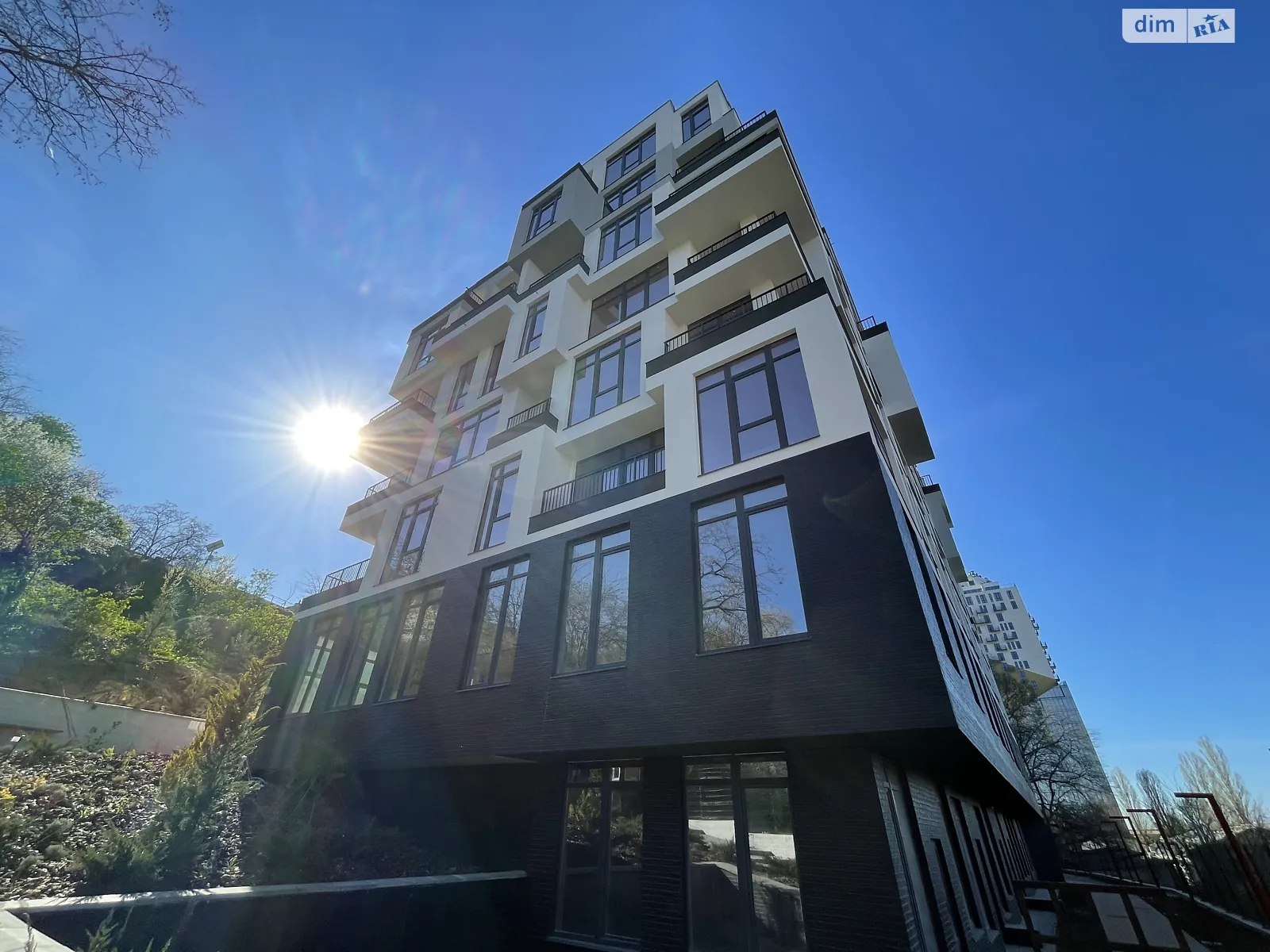 Продається 2-кімнатна квартира 53.8 кв. м у Одесі, вул. Приморська - фото 1