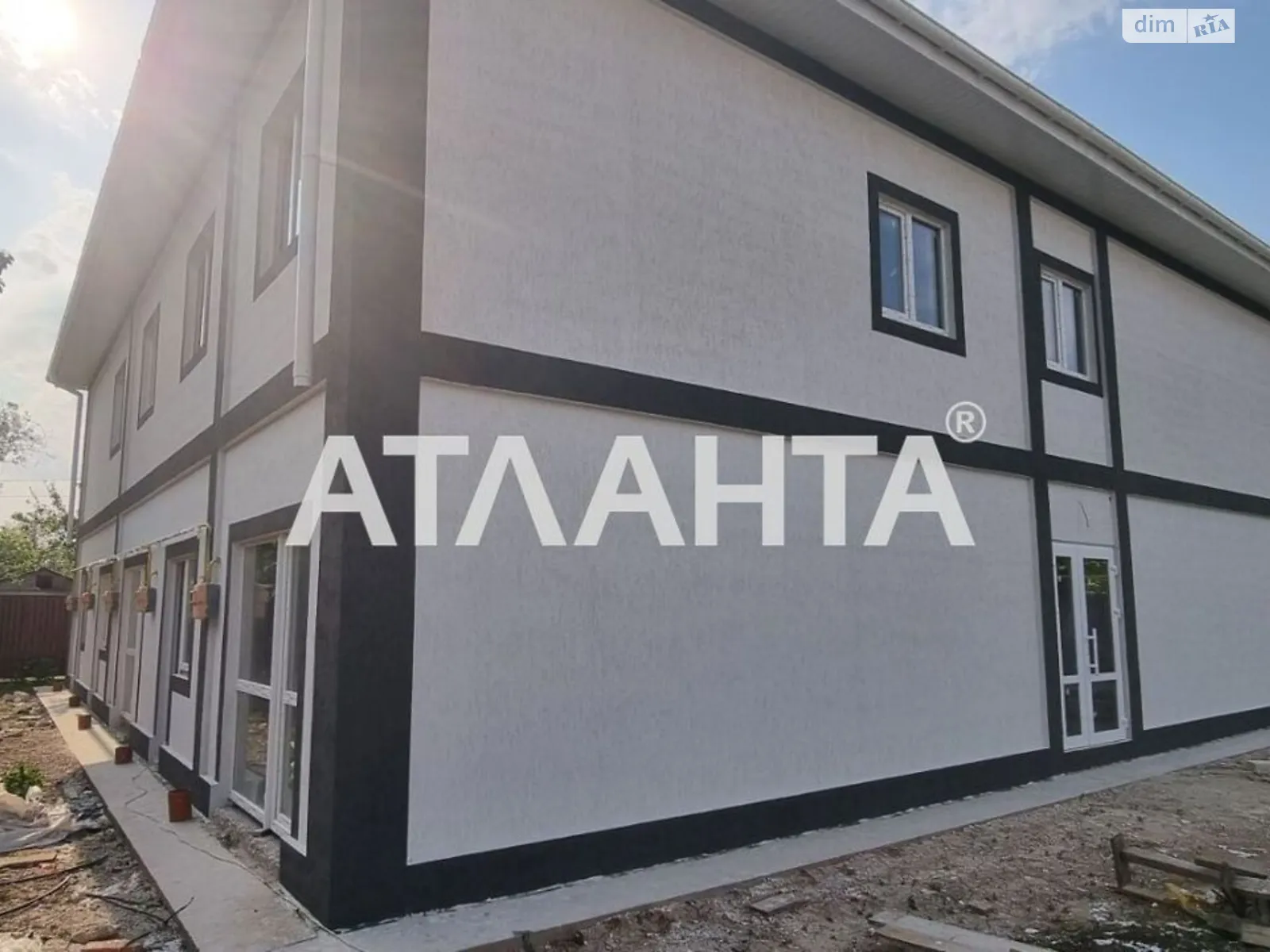 Продается 1-комнатная квартира 36 кв. м в Одессе, ул. Горизонтальная - фото 1