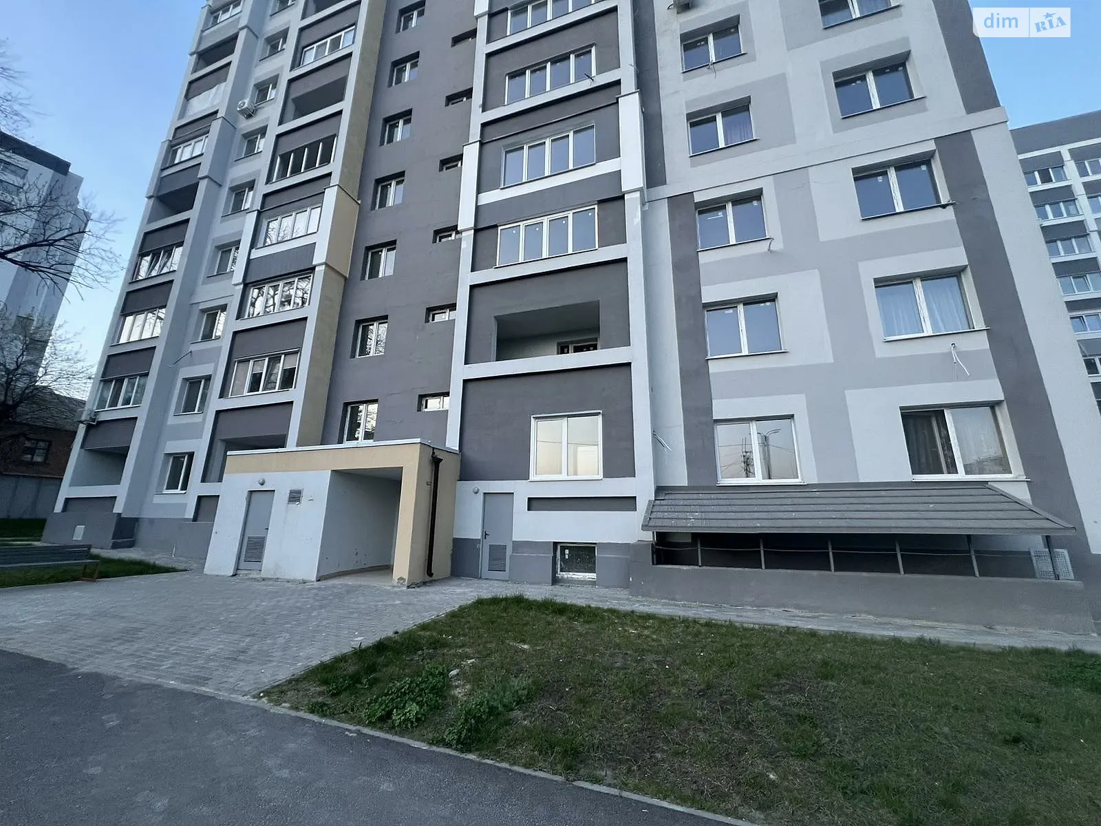 Продается 1-комнатная квартира 55 кв. м в Харькове, ул. Полтавский Шлях, 186 - фото 1