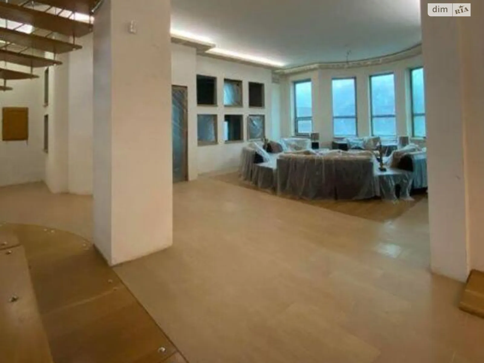 Продается дом на 4 этажа 1500 кв. м с террасой - фото 2