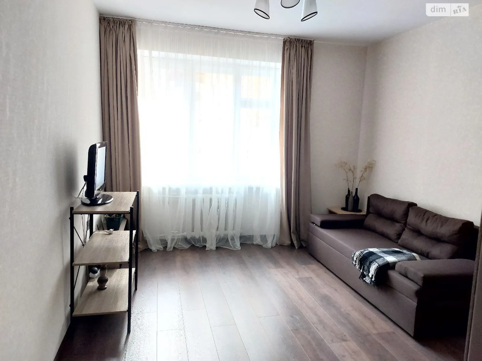 Здається в оренду 2-кімнатна квартира 33 кв. м у Одесі, цена: 6000 грн