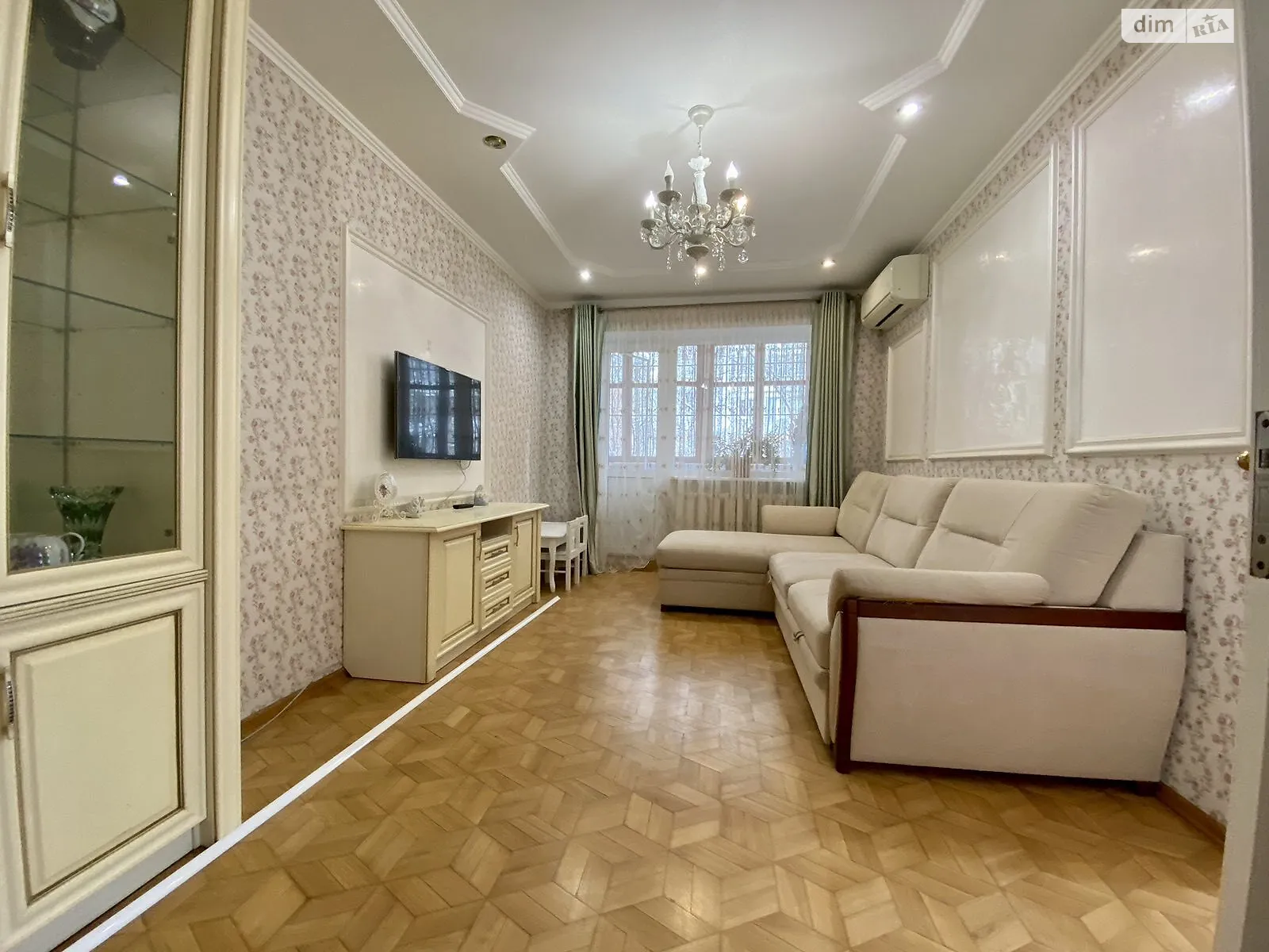 Продается 3-комнатная квартира 61.3 кв. м в Одессе, цена: 46500 $