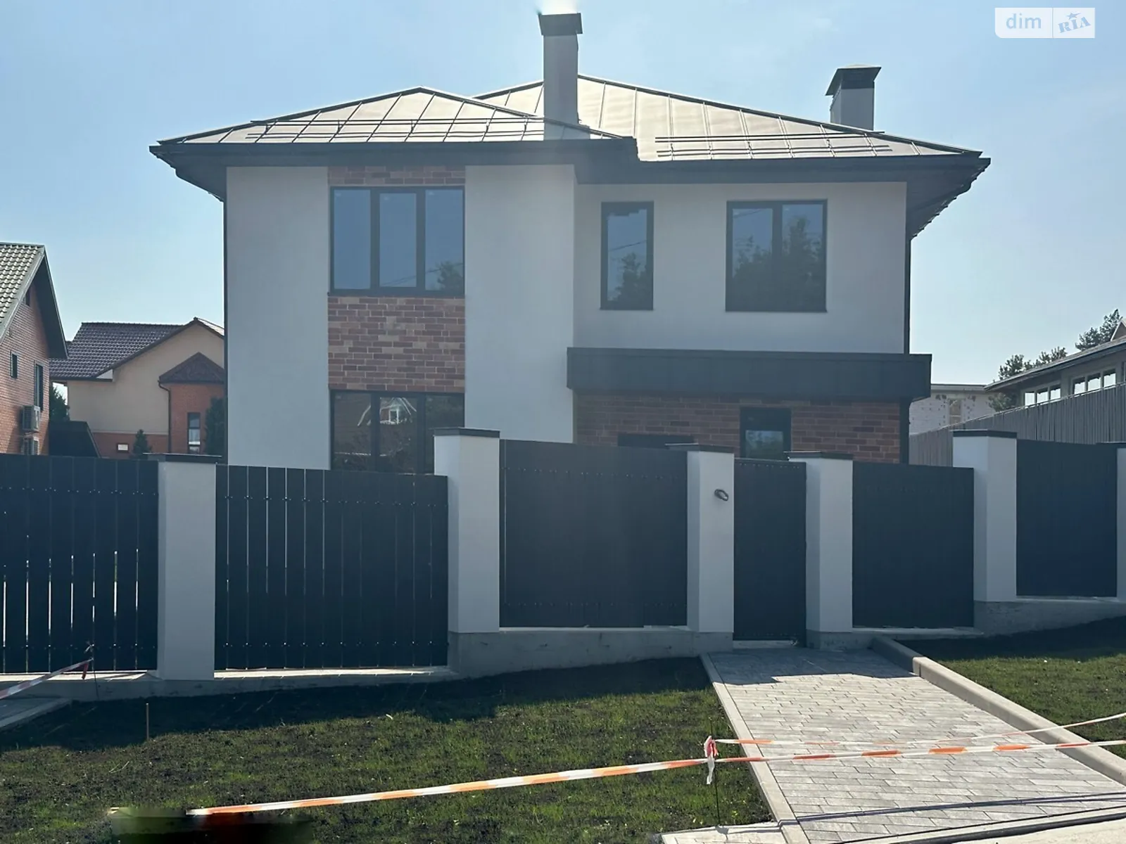 Продается дом на 2 этажа 135 кв. м с террасой, цена: 165000 $