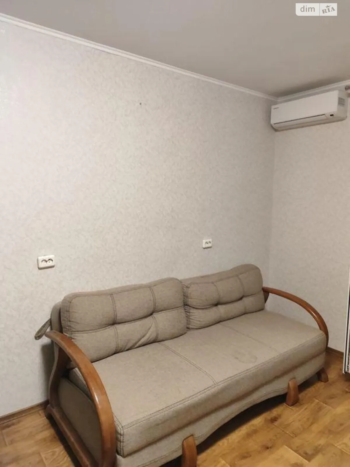 Продается 1-комнатная квартира 50 кв. м в Киеве, просп. Академика Глушкова, 9Є - фото 1