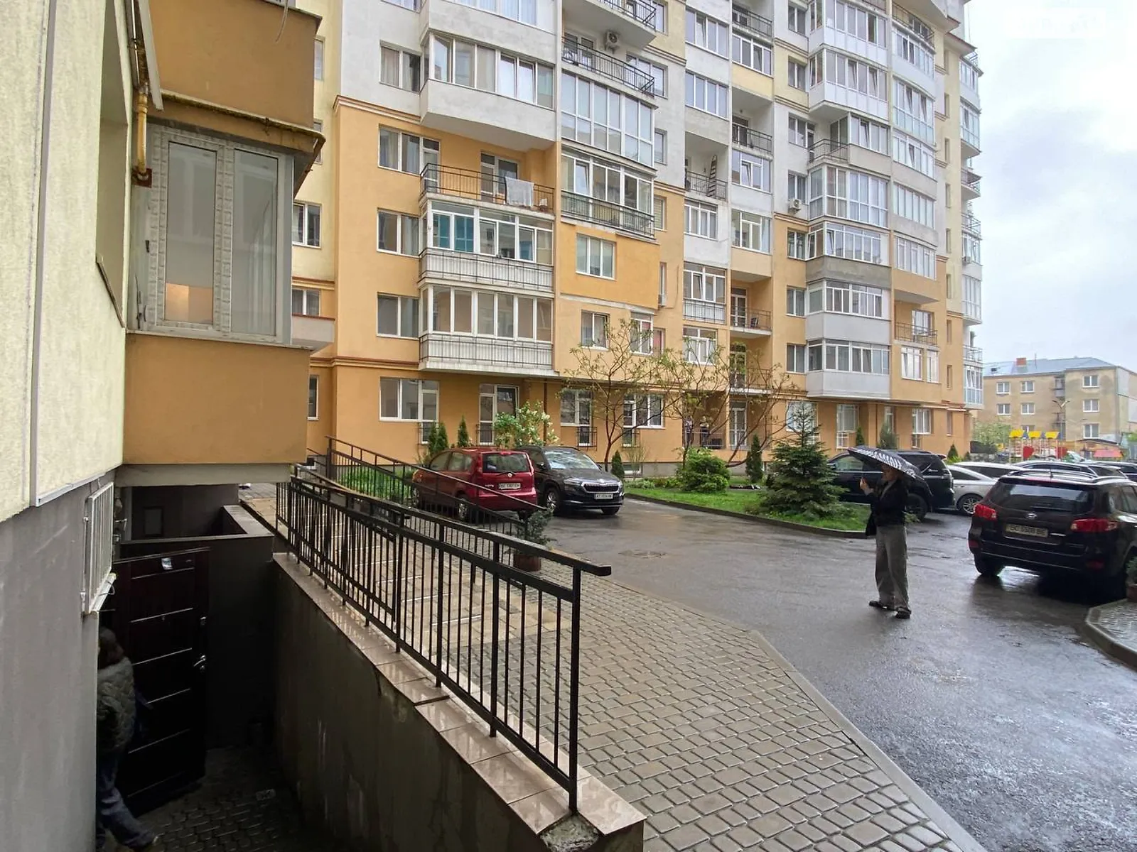 Продается объект сферы услуг 106 кв. м в 11-этажном здании, цена: 84800 $