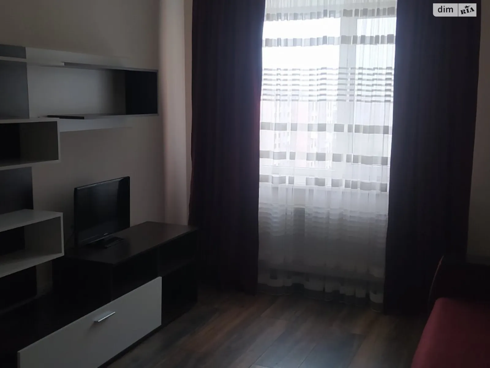 Продается 2-комнатная квартира 66.1 кв. м в Ровно - фото 2