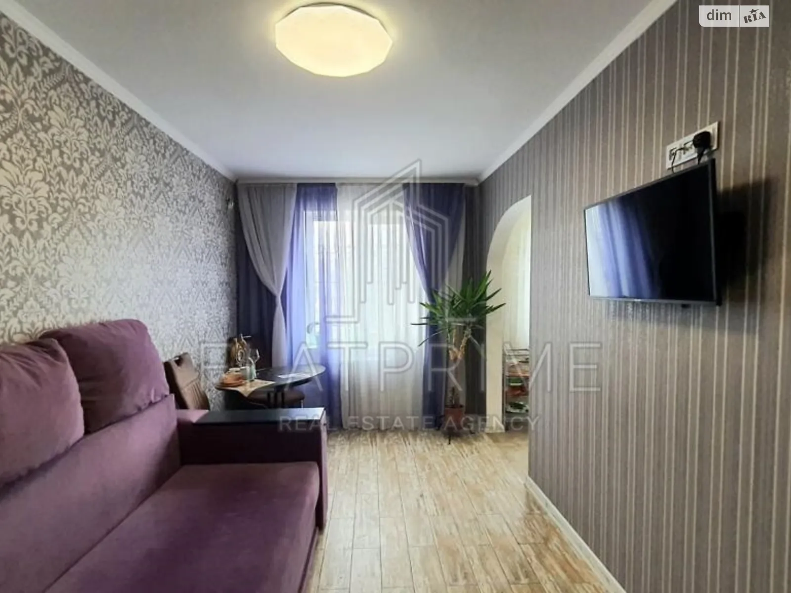 Продается 3-комнатная квартира 66 кв. м в Киеве, ул. Припятская, 17