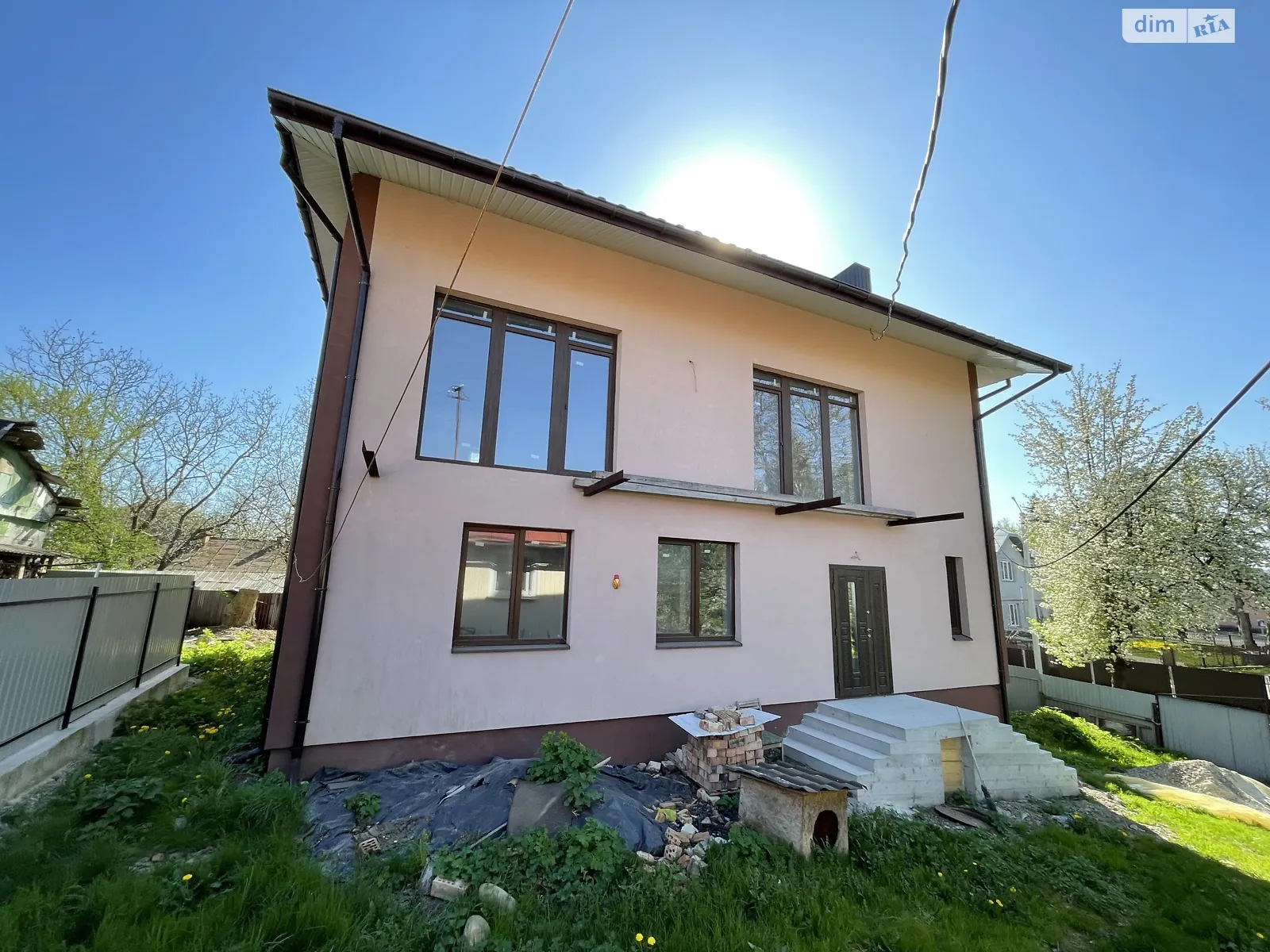 Продается дом на 2 этажа 168 кв. м с террасой, цена: 135000 $ - фото 1