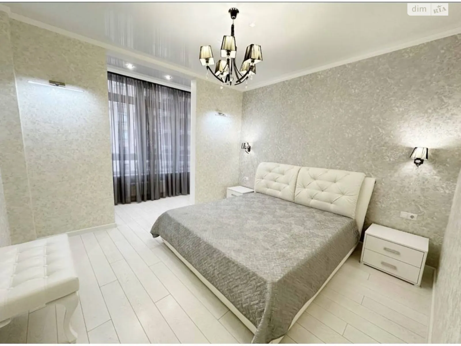 Продается 1-комнатная квартира 44.9 кв. м в Одессе, ул. Генуэзская, 3Б - фото 1