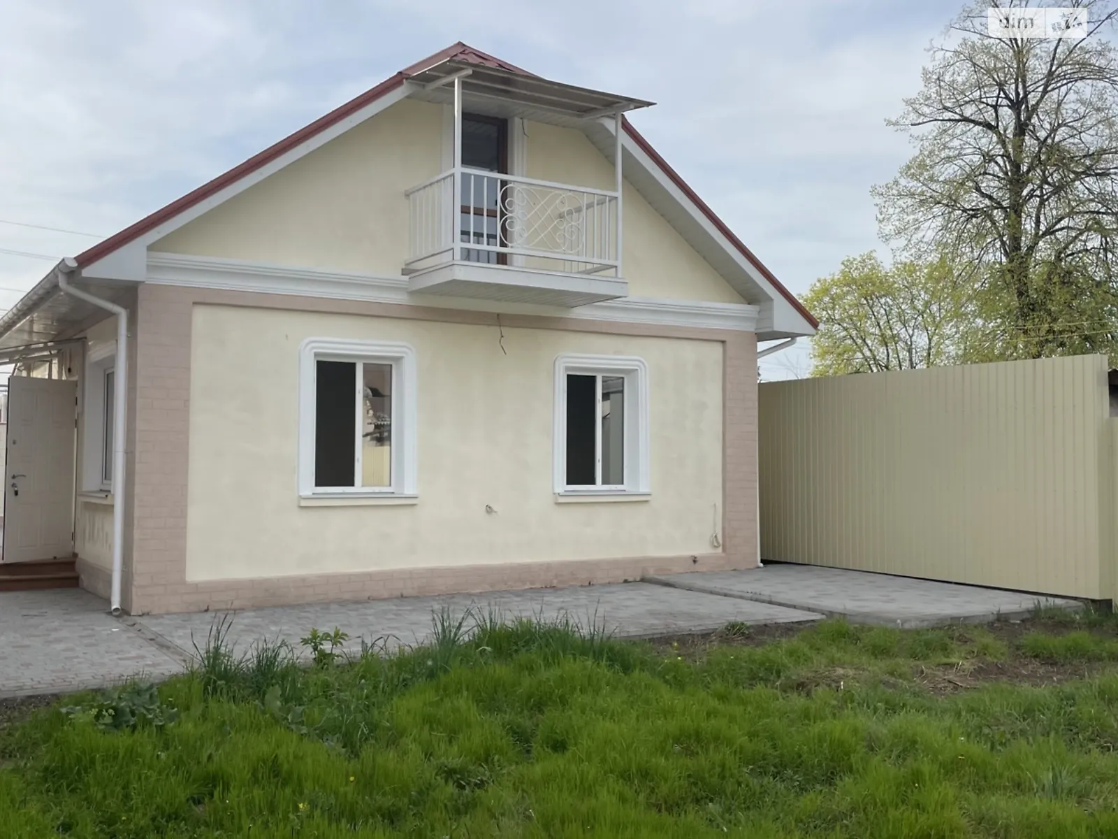 Продается дом на 2 этажа 110 кв. м с участком, цена: 155000 $ - фото 1