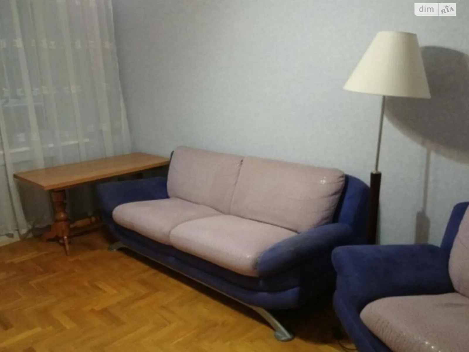 Продается 3-комнатная квартира 57 кв. м в Киеве, ул. Пылыпа Козицкого, 5-1 - фото 1