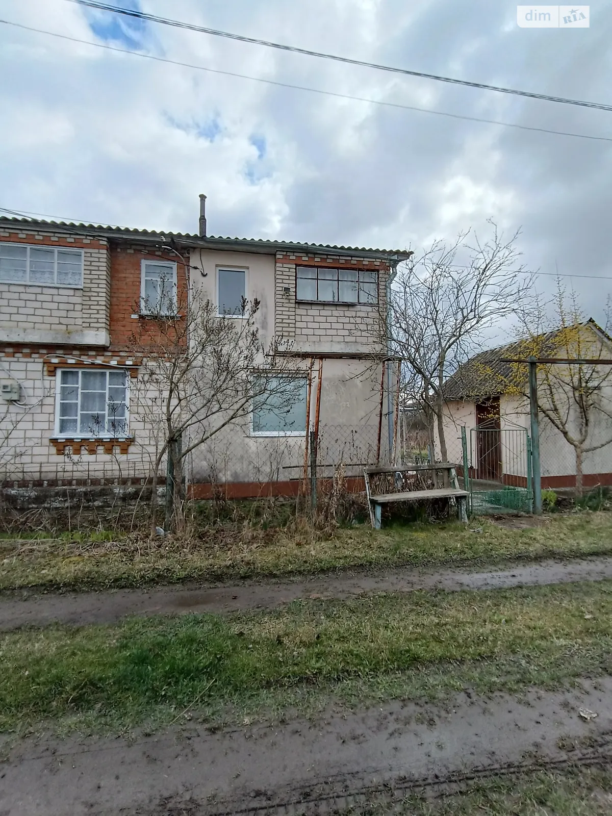 Продается дом на 2 этажа 65 кв. м с беседкой - фото 3