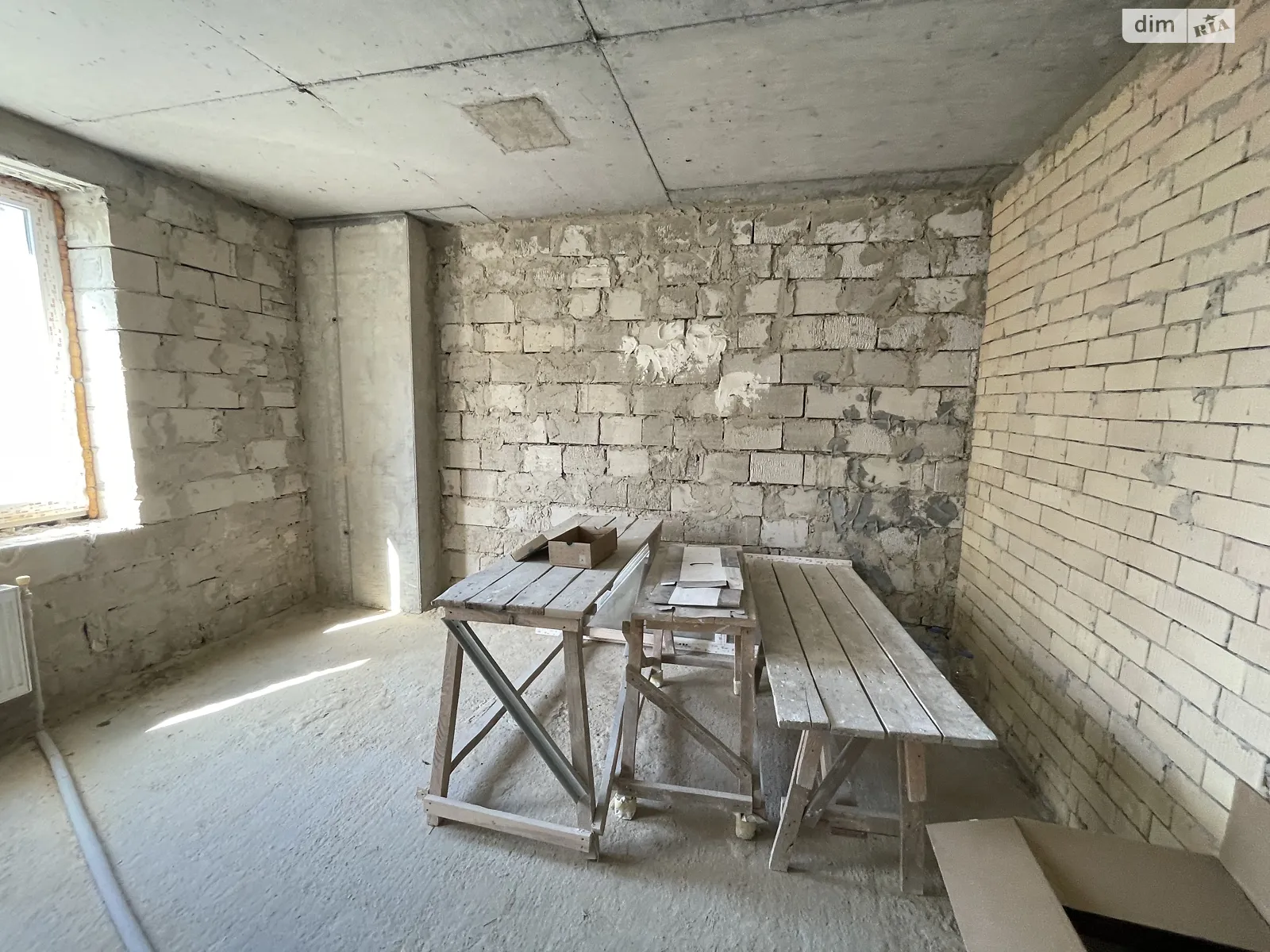 Продается 2-комнатная квартира 74 кв. м в Черноморске, ул. Парусная - фото 1