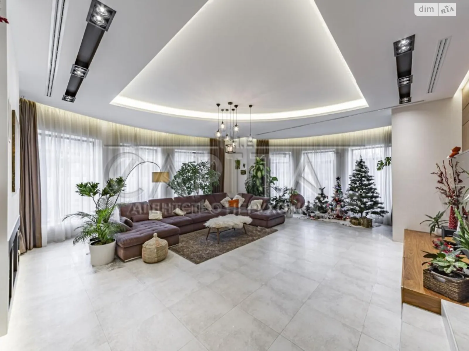 Продається будинок 3 поверховий 497.7 кв. м з верандою, цена: 1200000 $ - фото 1