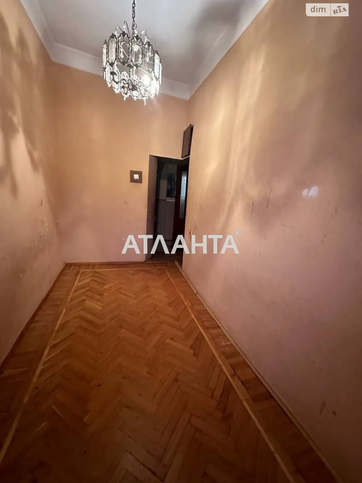 Продається 3-кімнатна квартира 46 кв. м у Одесі, вул. Болгарська