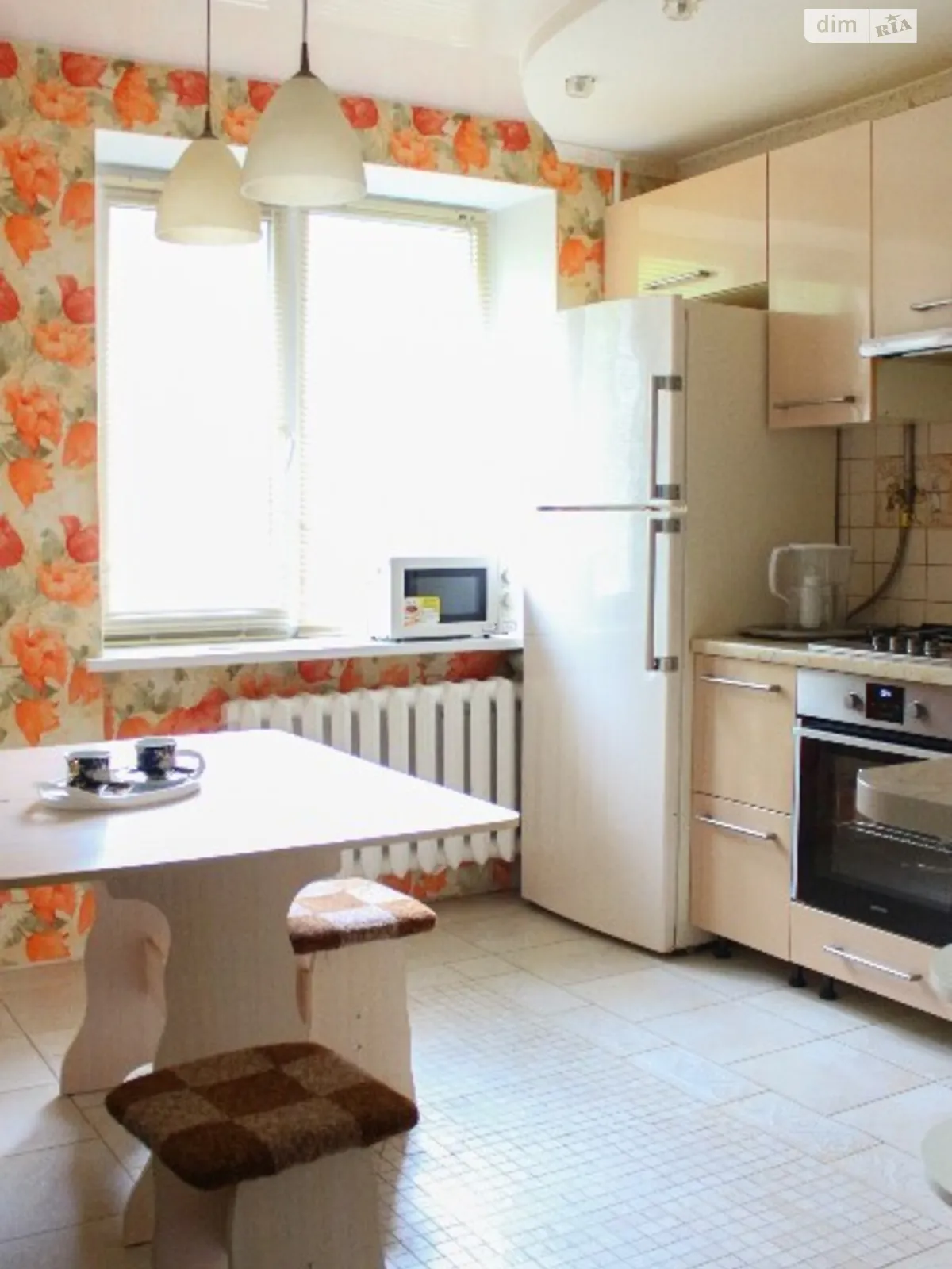 Продається 3-кімнатна квартира 67.7 кв. м у Полтаві, вул. Кучеренка - фото 1