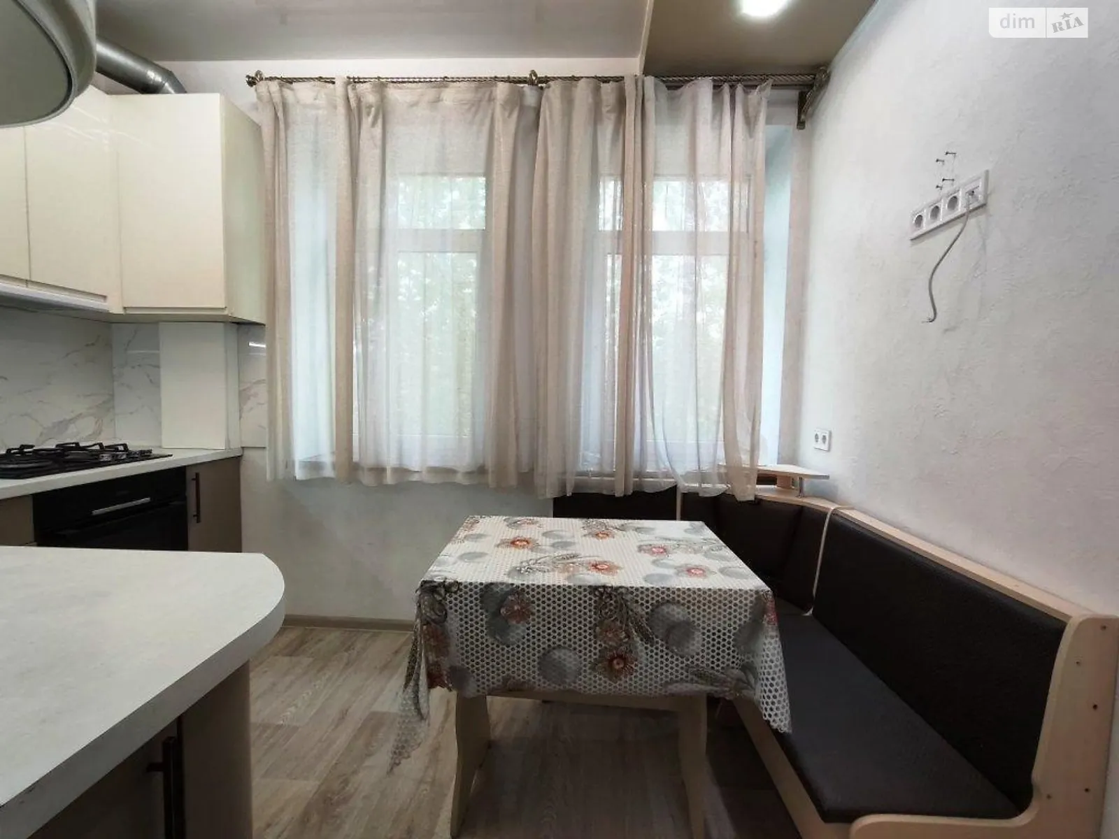 Продается 2-комнатная квартира 48 кв. м в Харькове, цена: 23000 $