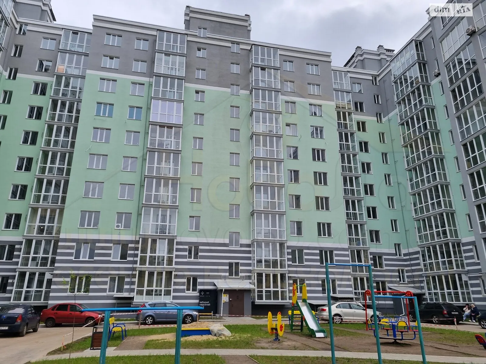 Продается 2-комнатная квартира 61 кв. м в Чернигове, цена: 47000 $