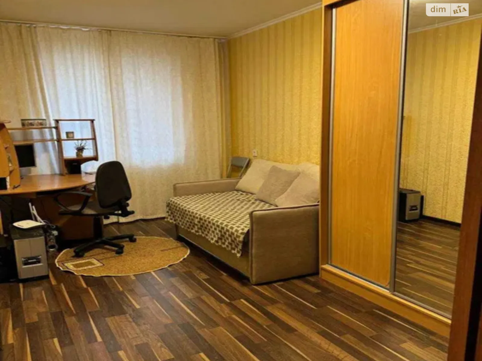 Продается 2-комнатная квартира 44 кв. м в Харькове, просп. Героев Сталинграда