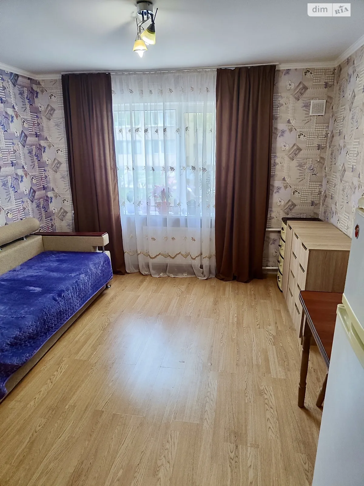 Продается комната 24 кв. м в Киеве, цена: 10000 $