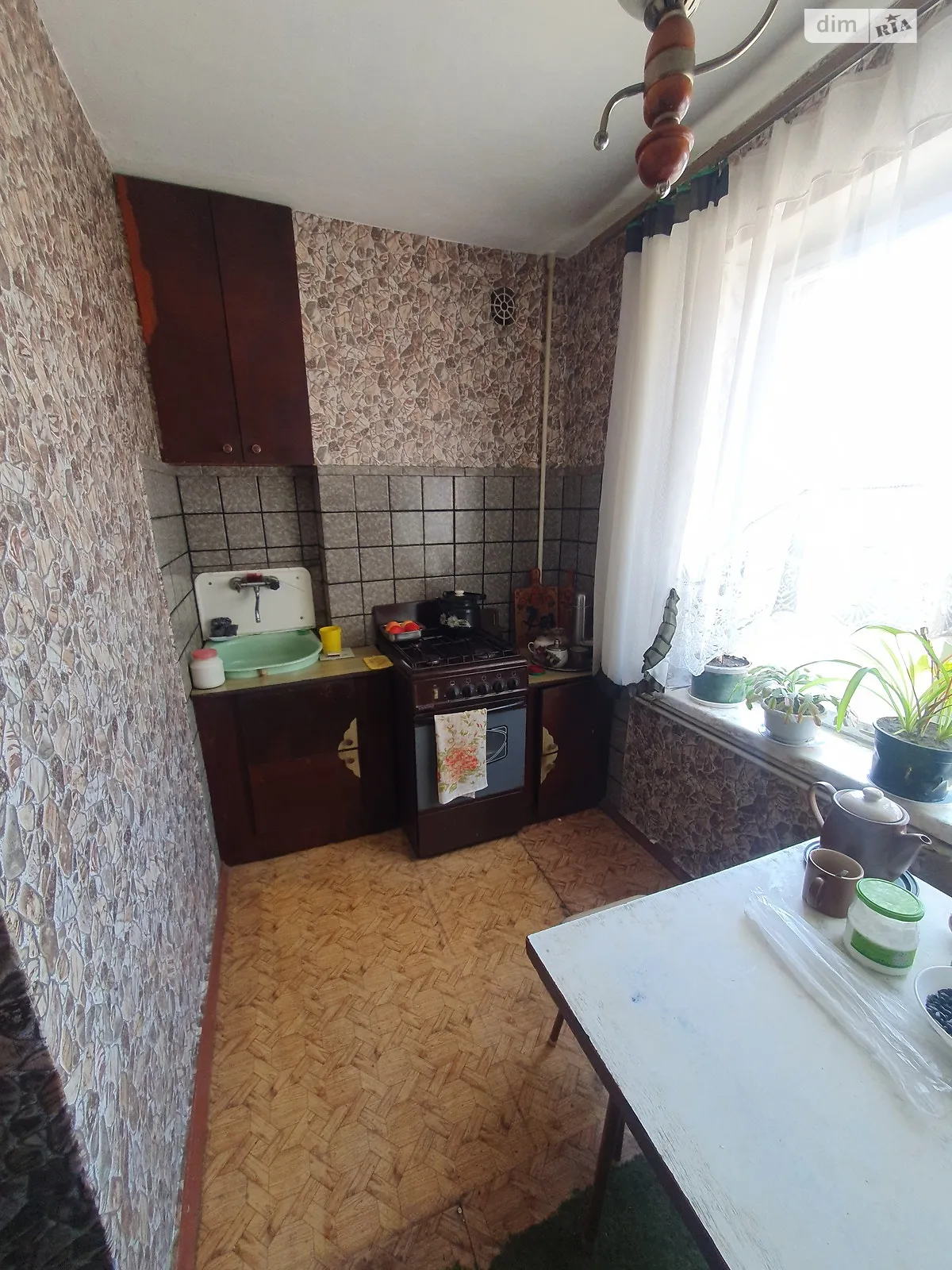 1-комнатная квартира 38 кв. м в Запорожье, цена: 13000 $