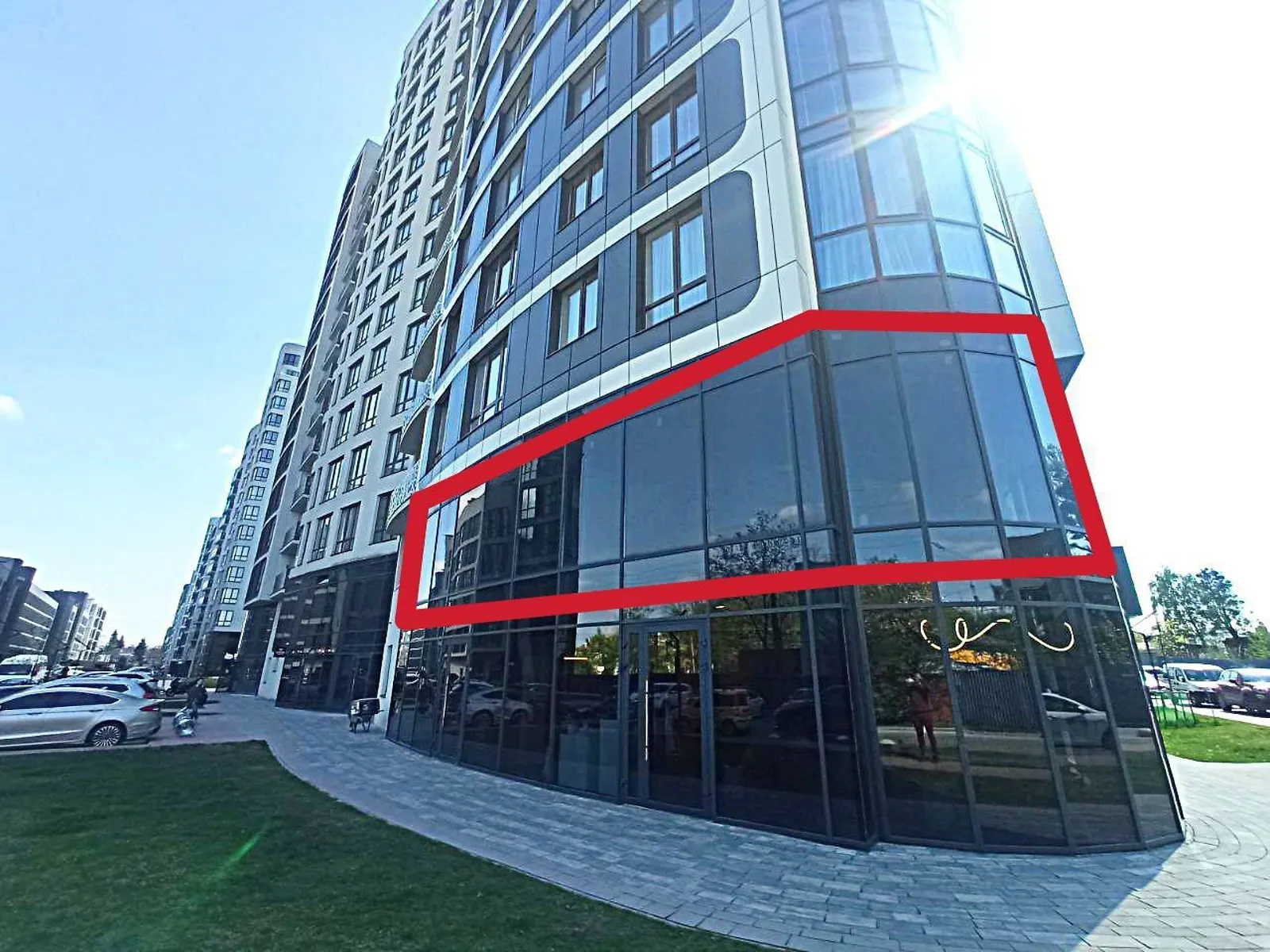 Сдается в аренду объект сферы услуг 182 кв. м в 12-этажном здании - фото 2
