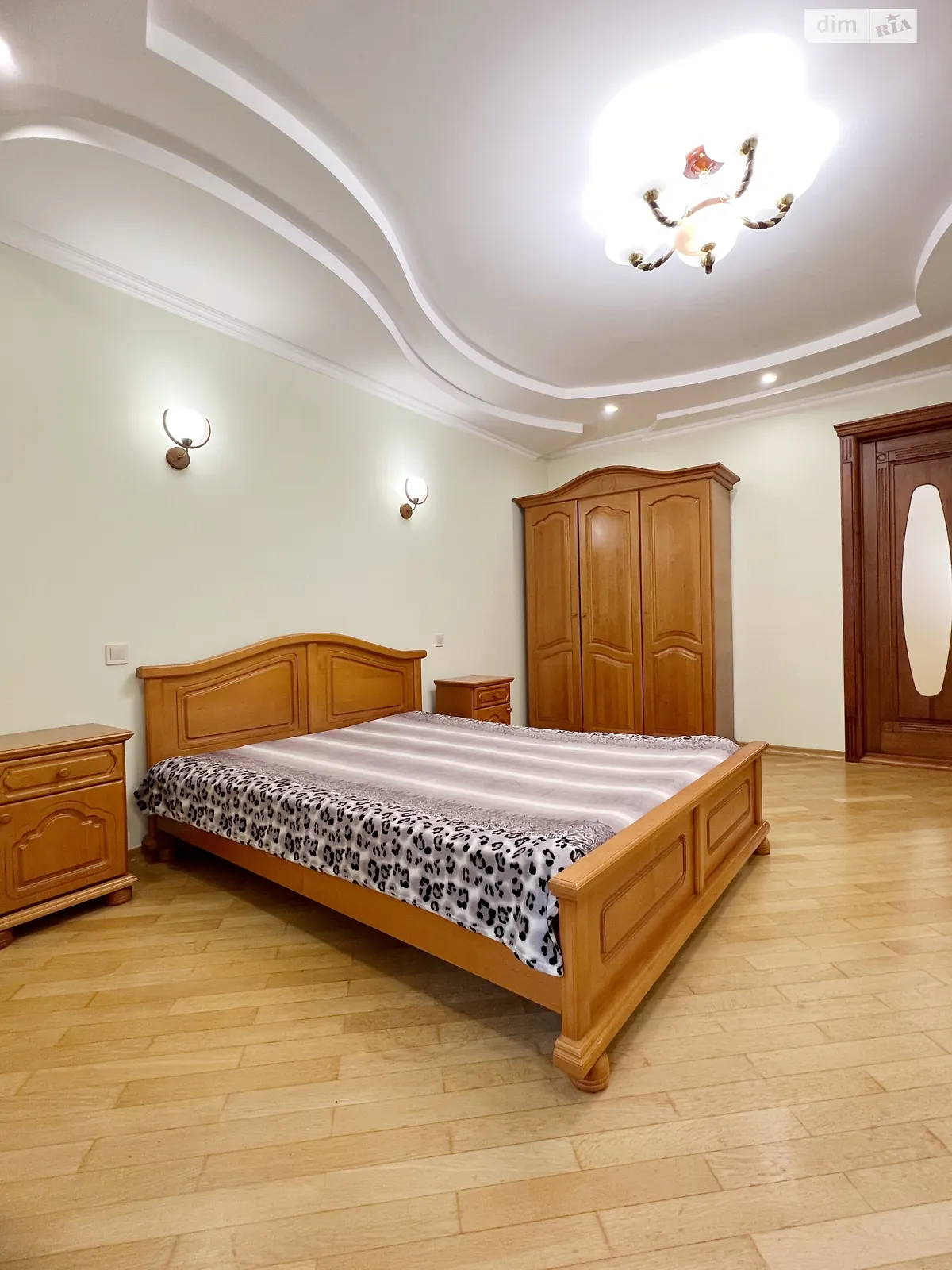 Сдается в аренду 4-комнатная квартира 102 кв. м в Ровно - фото 3